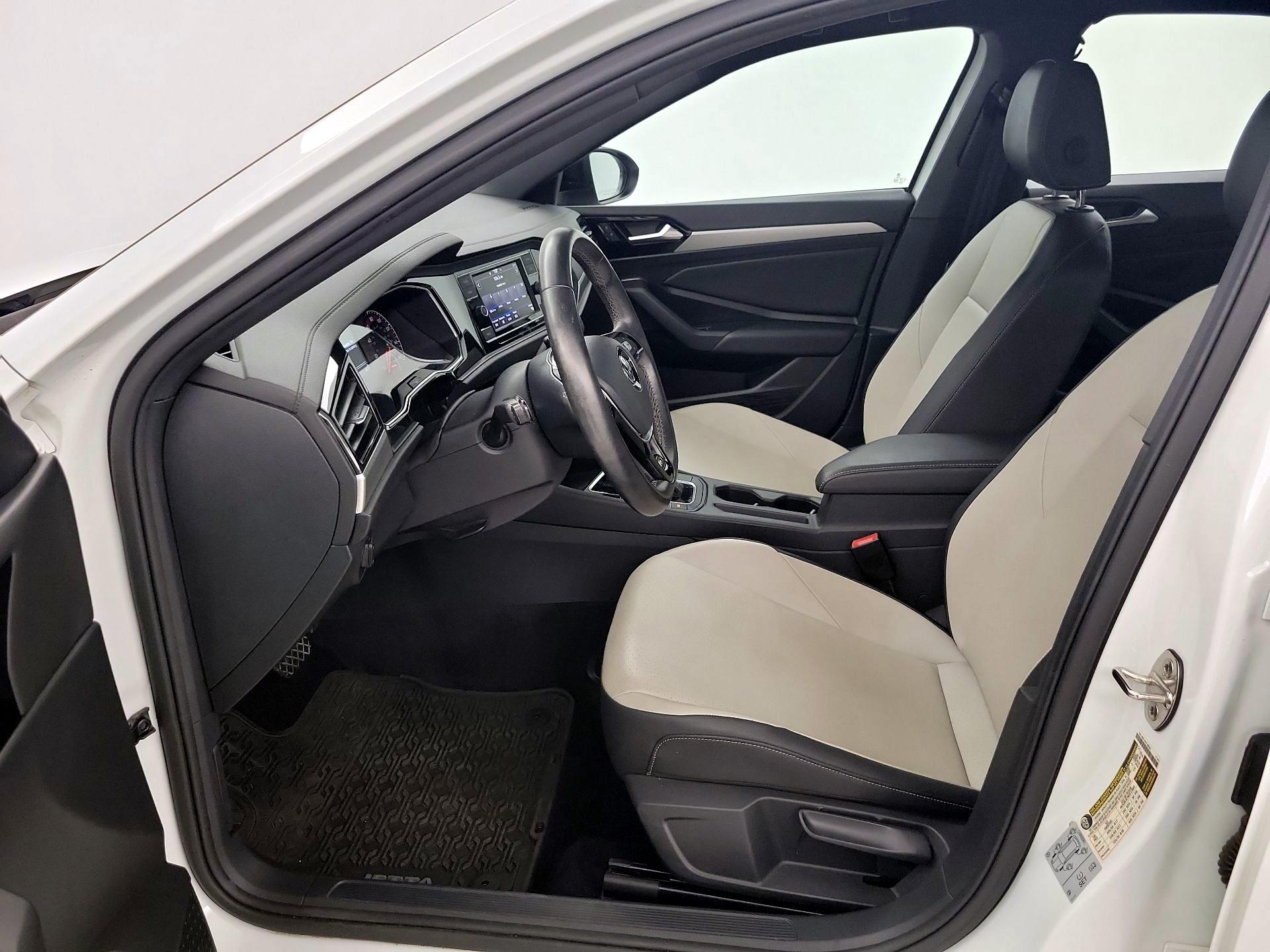 Thumbnail: 2020 Volkswagen Jetta - 11