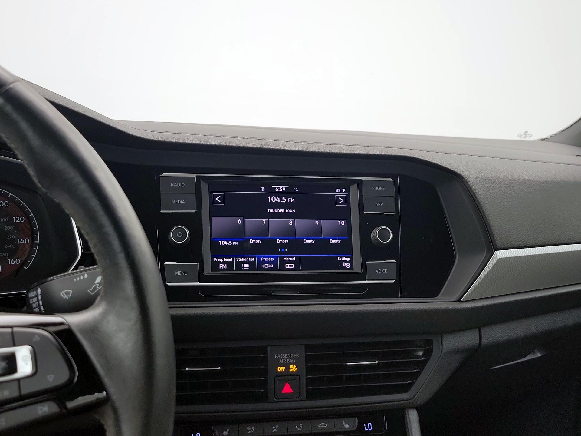Thumbnail: 2020 Volkswagen Jetta - 15