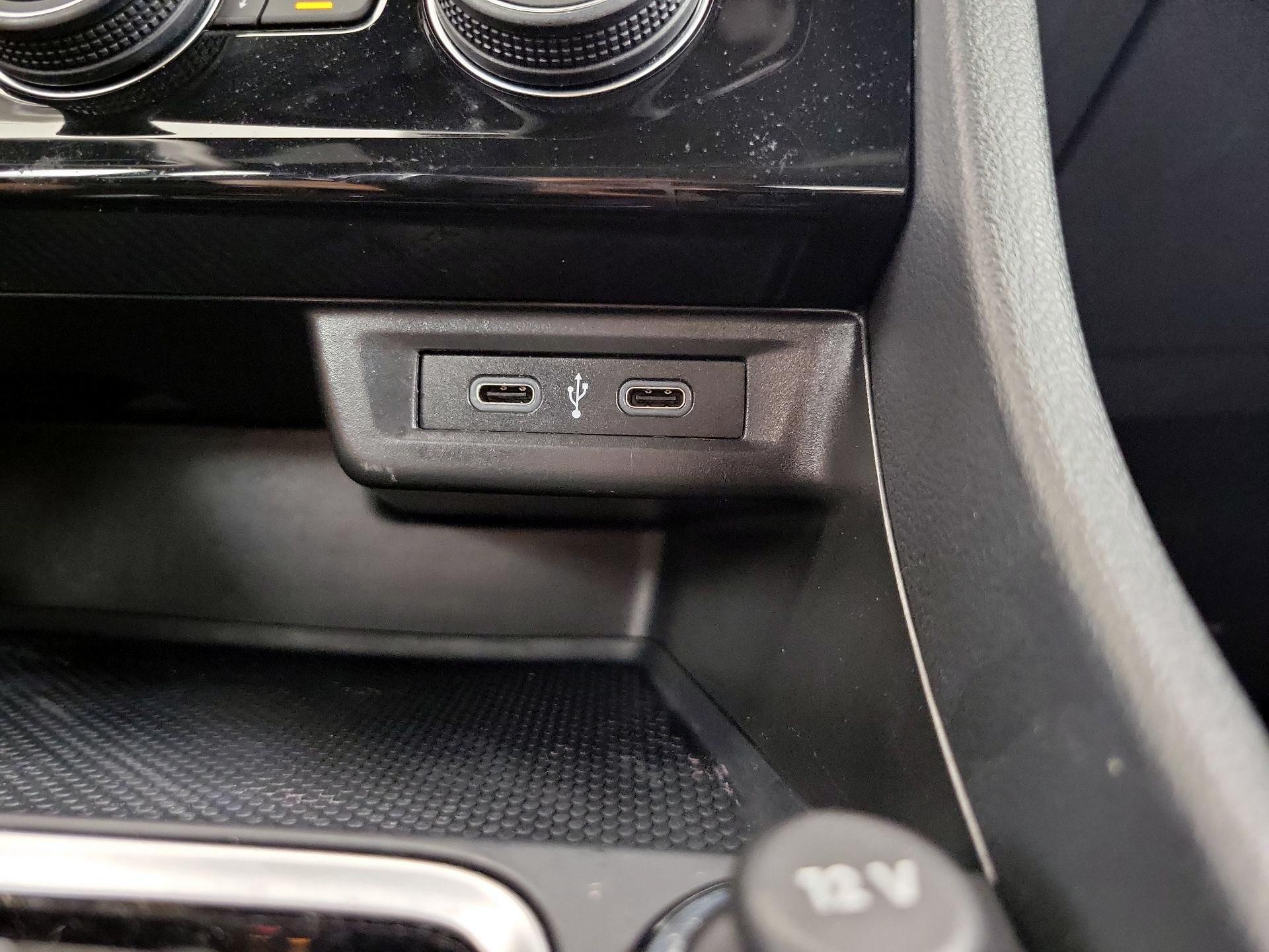 Thumbnail: 2020 Volkswagen Jetta - 18