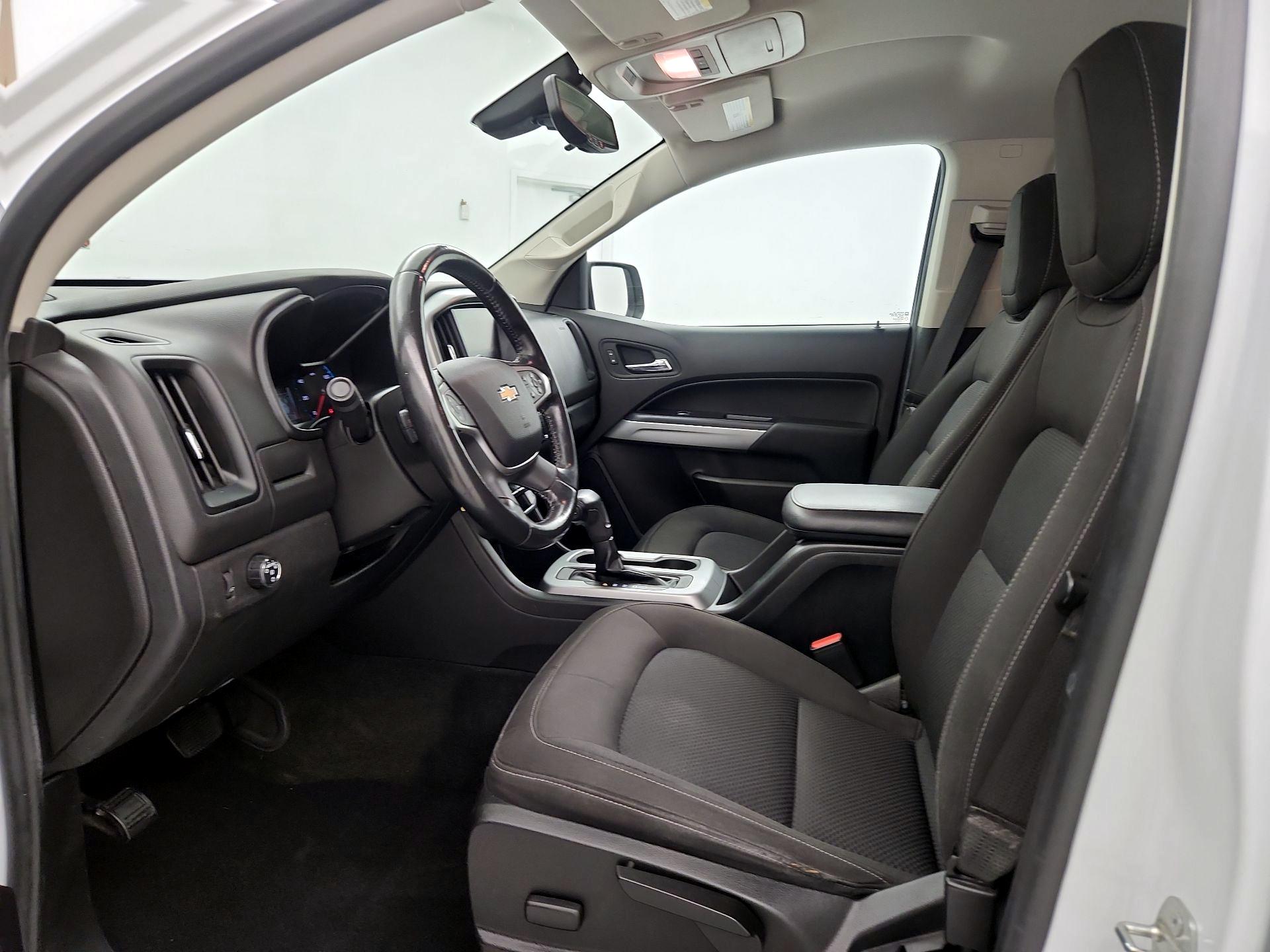 Thumbnail: 2017 Chevrolet Colorado - 11