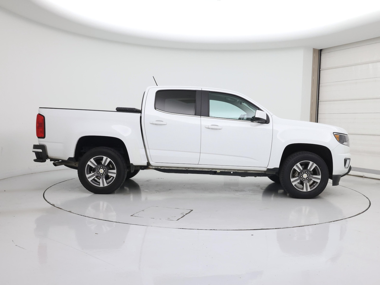 2017 Chevrolet Colorado LT - Photo 8
