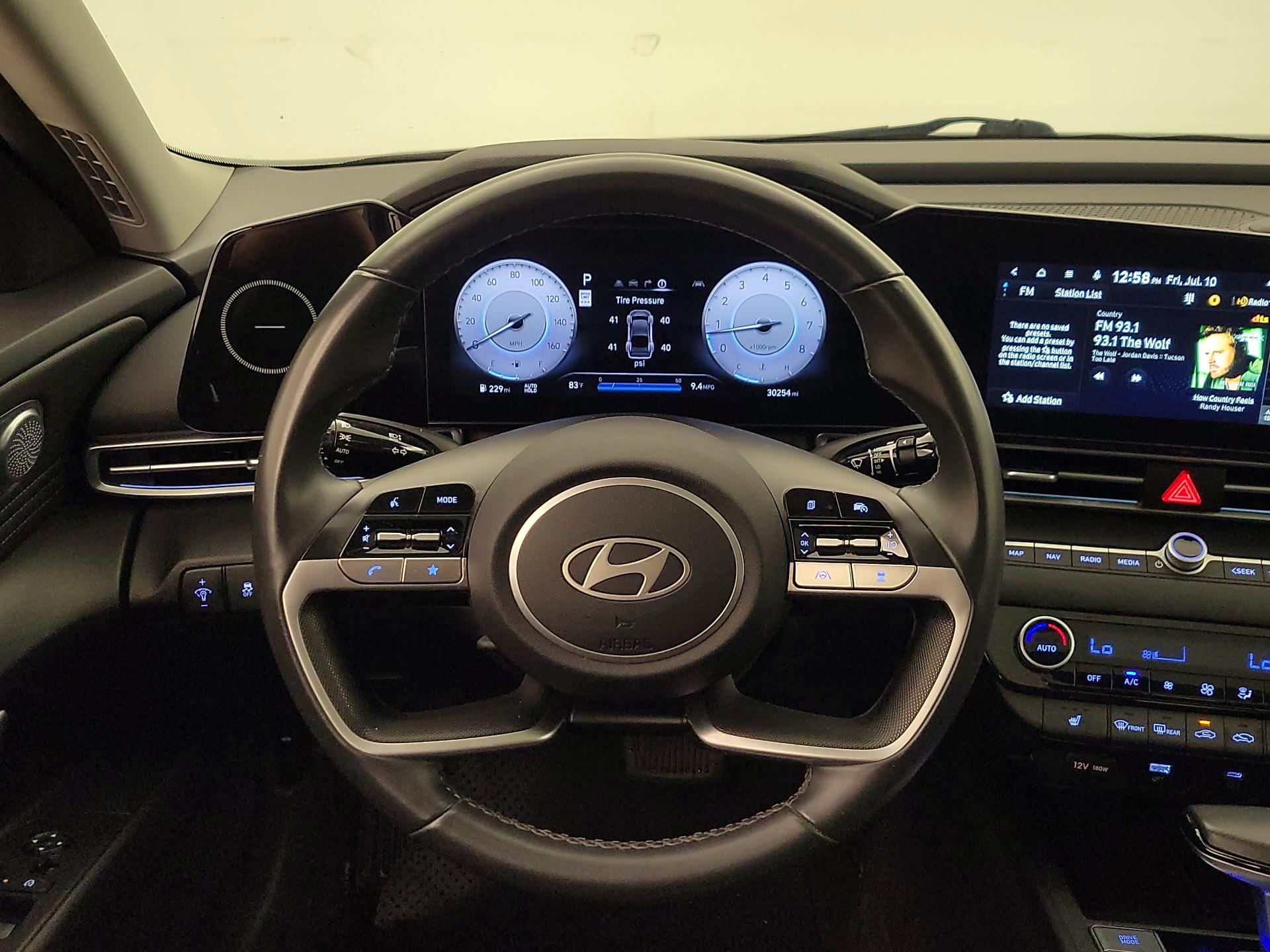 Thumbnail: 2025 Hyundai Elantra - 10