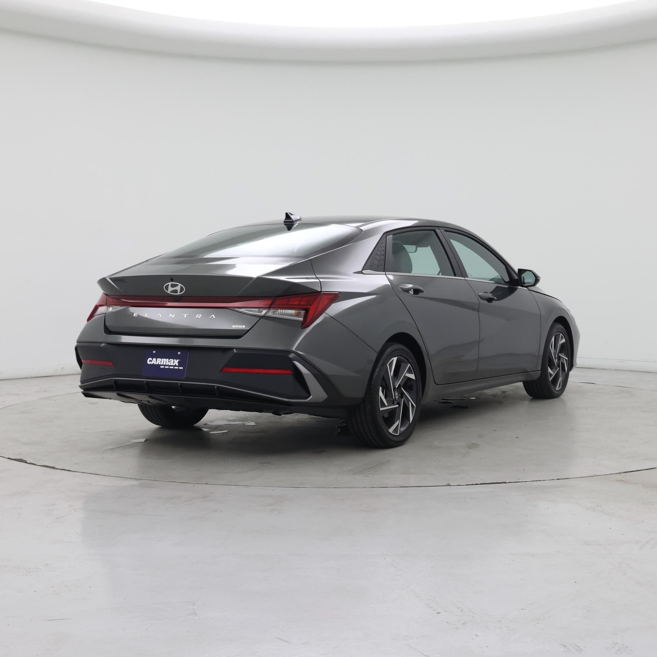 Thumbnail: 2025 Hyundai Elantra - 8