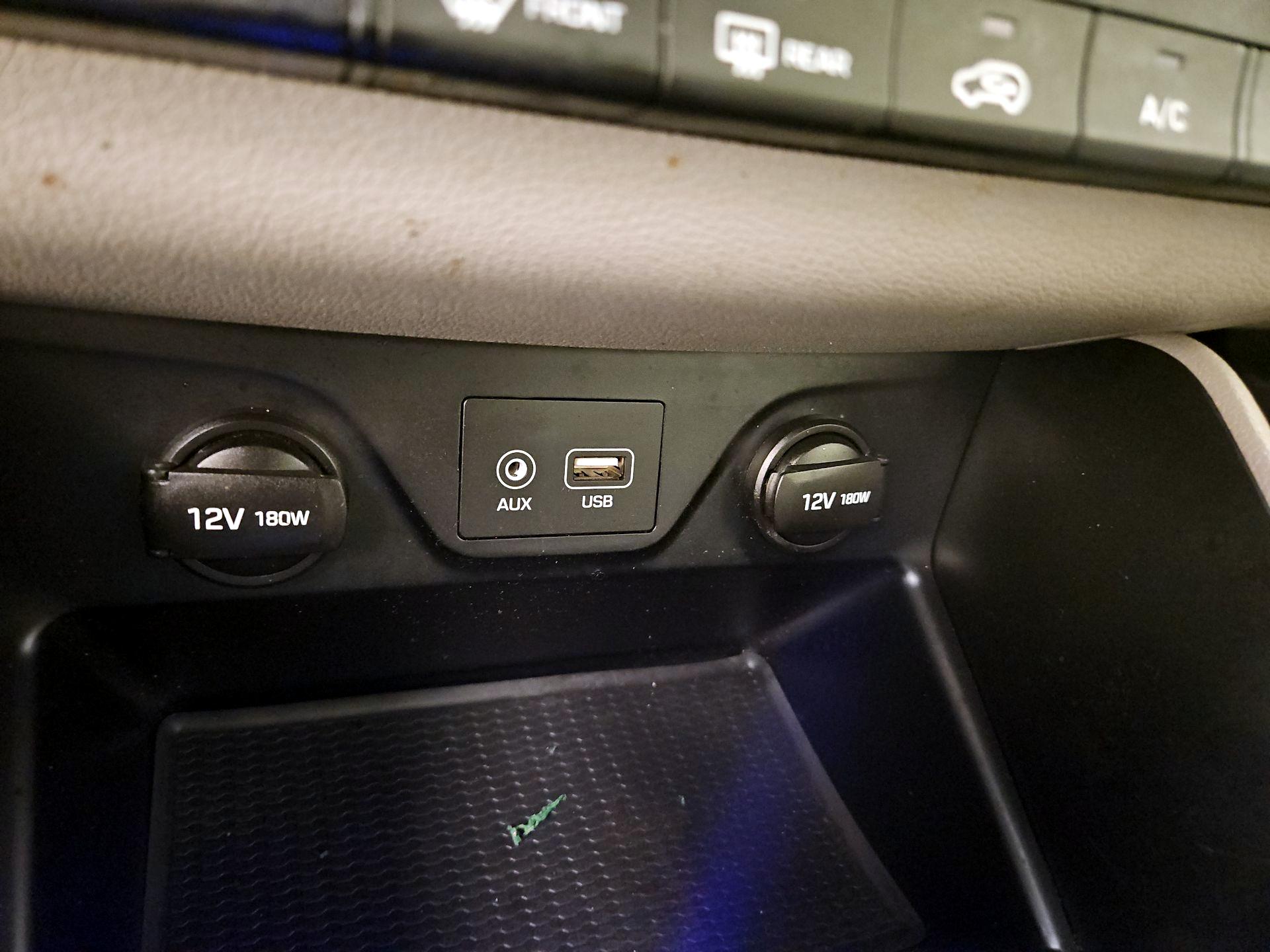 Thumbnail: 2020 Hyundai Tucson - 16