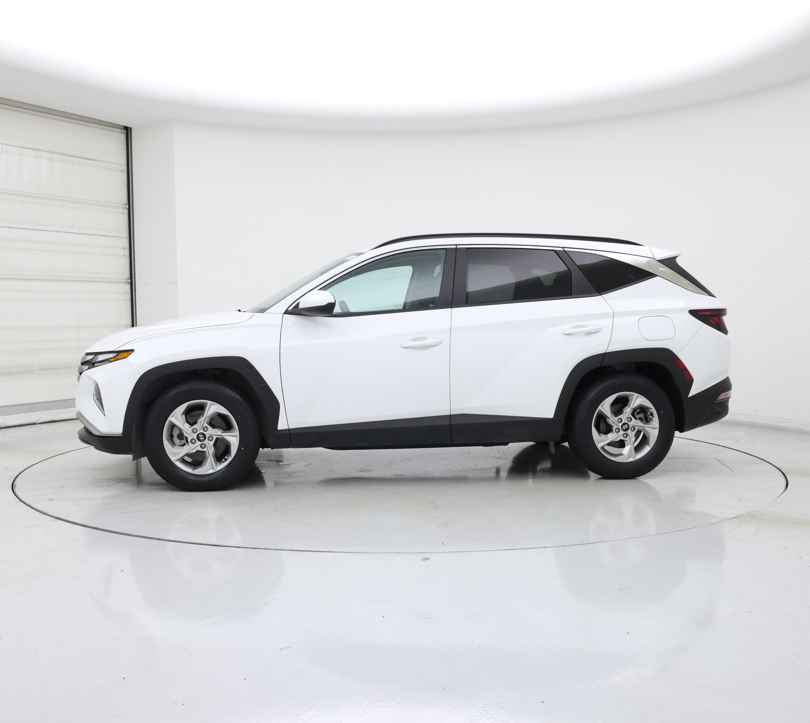 Thumbnail: 2024 Hyundai Tucson - 3