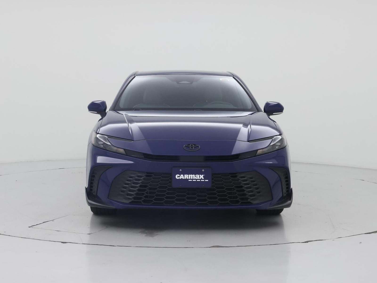 2026 Toyota Camry SE - Photo 6