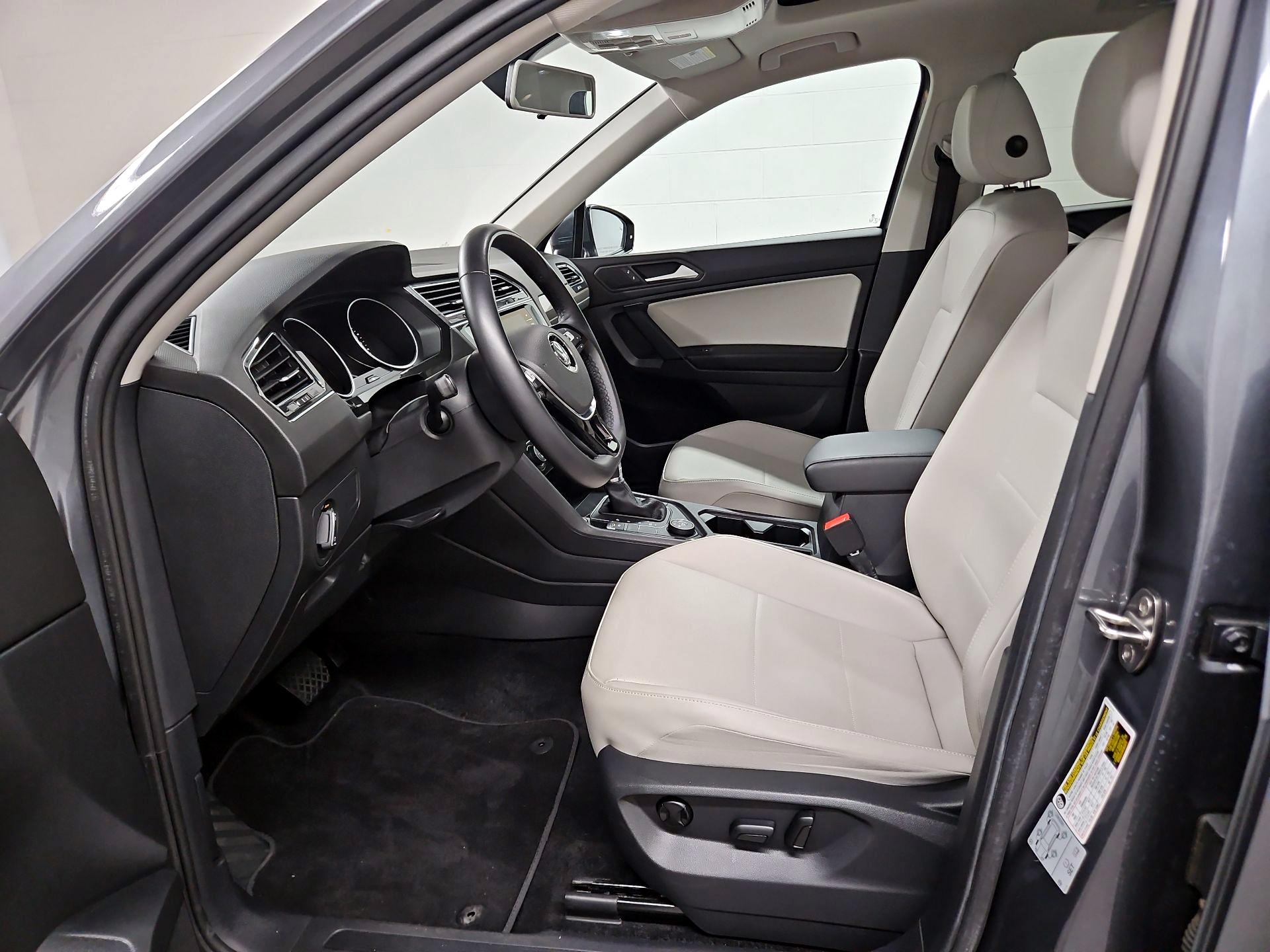 Thumbnail: 2019 Volkswagen Tiguan - 11