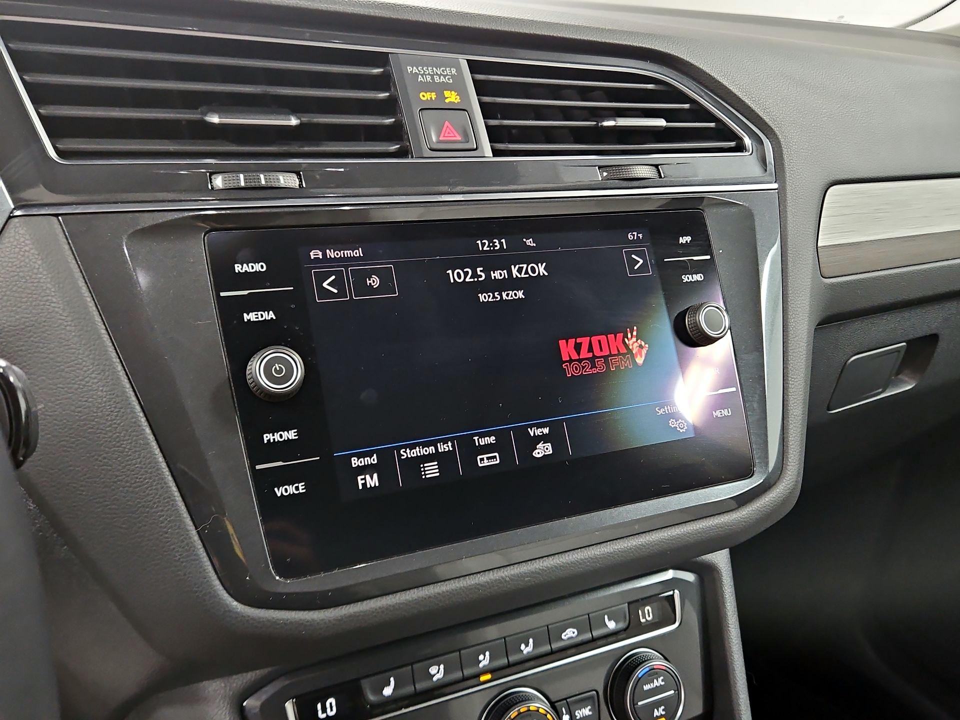 Thumbnail: 2019 Volkswagen Tiguan - 15