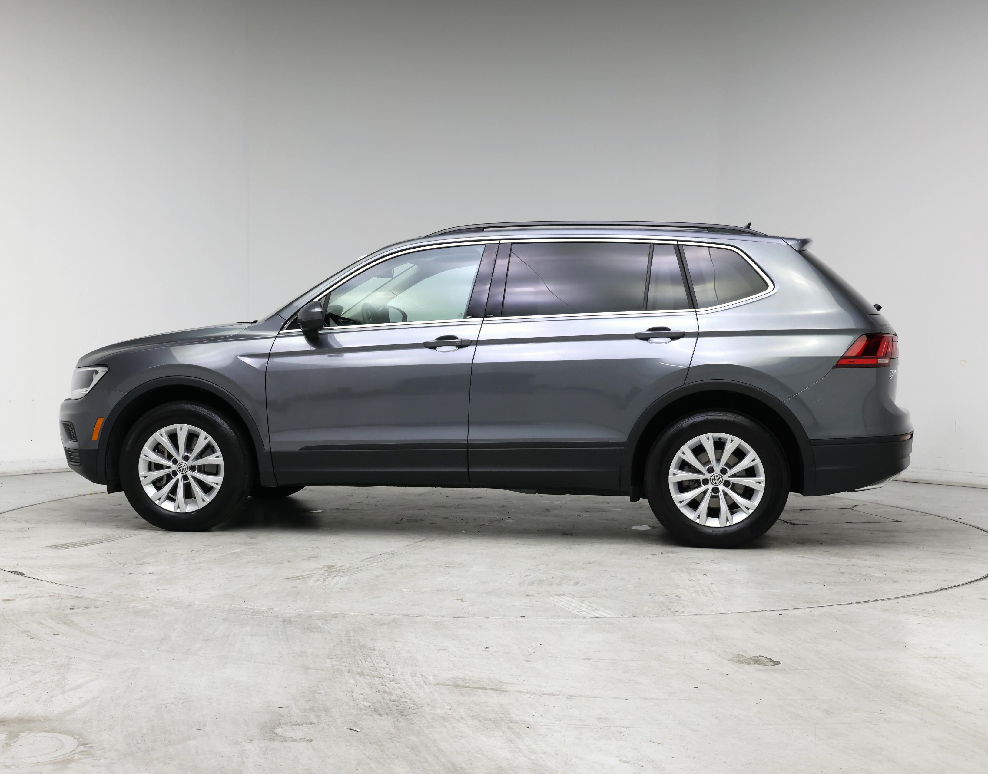 Thumbnail: 2019 Volkswagen Tiguan - 3