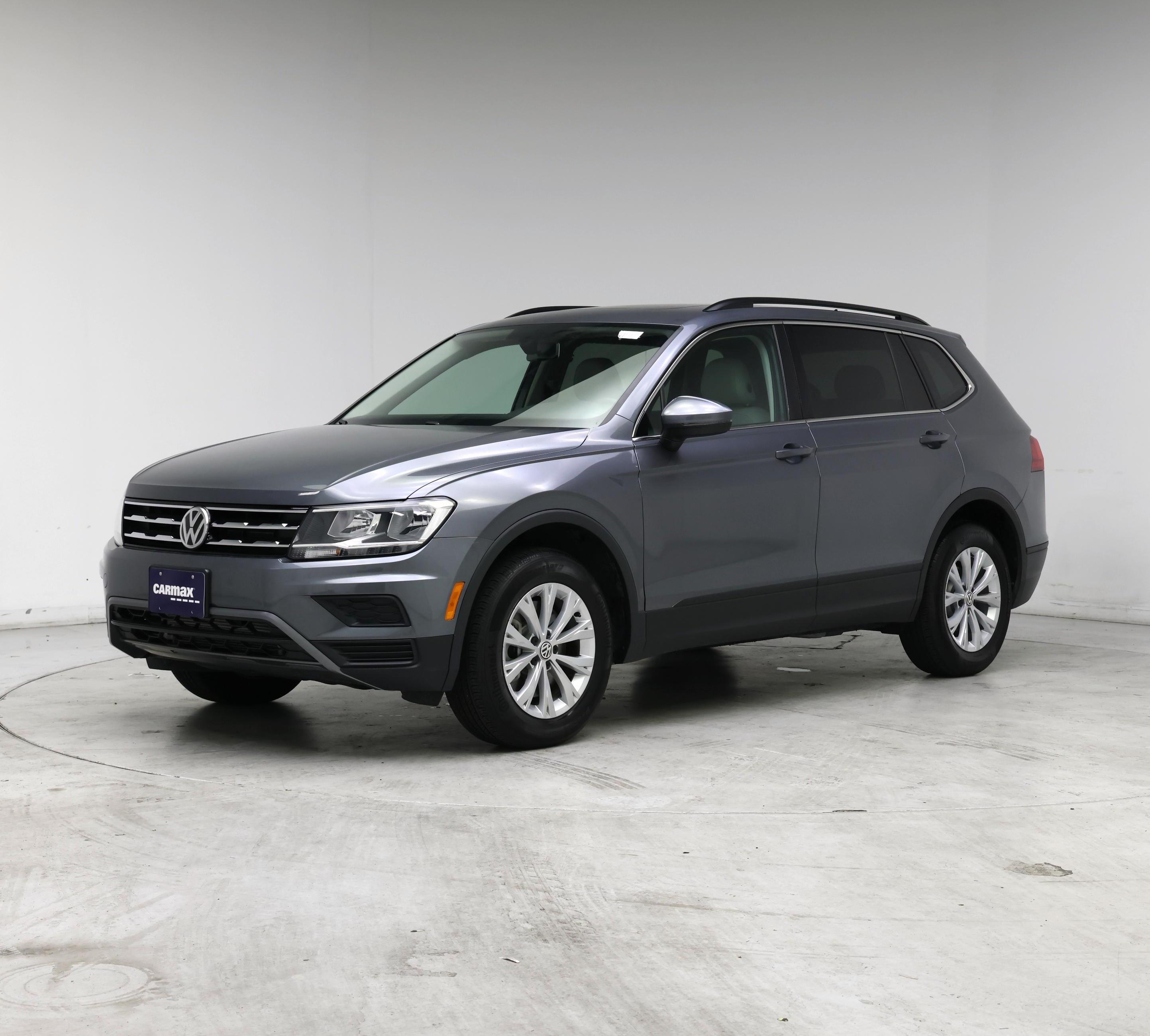 Thumbnail: 2019 Volkswagen Tiguan - 4