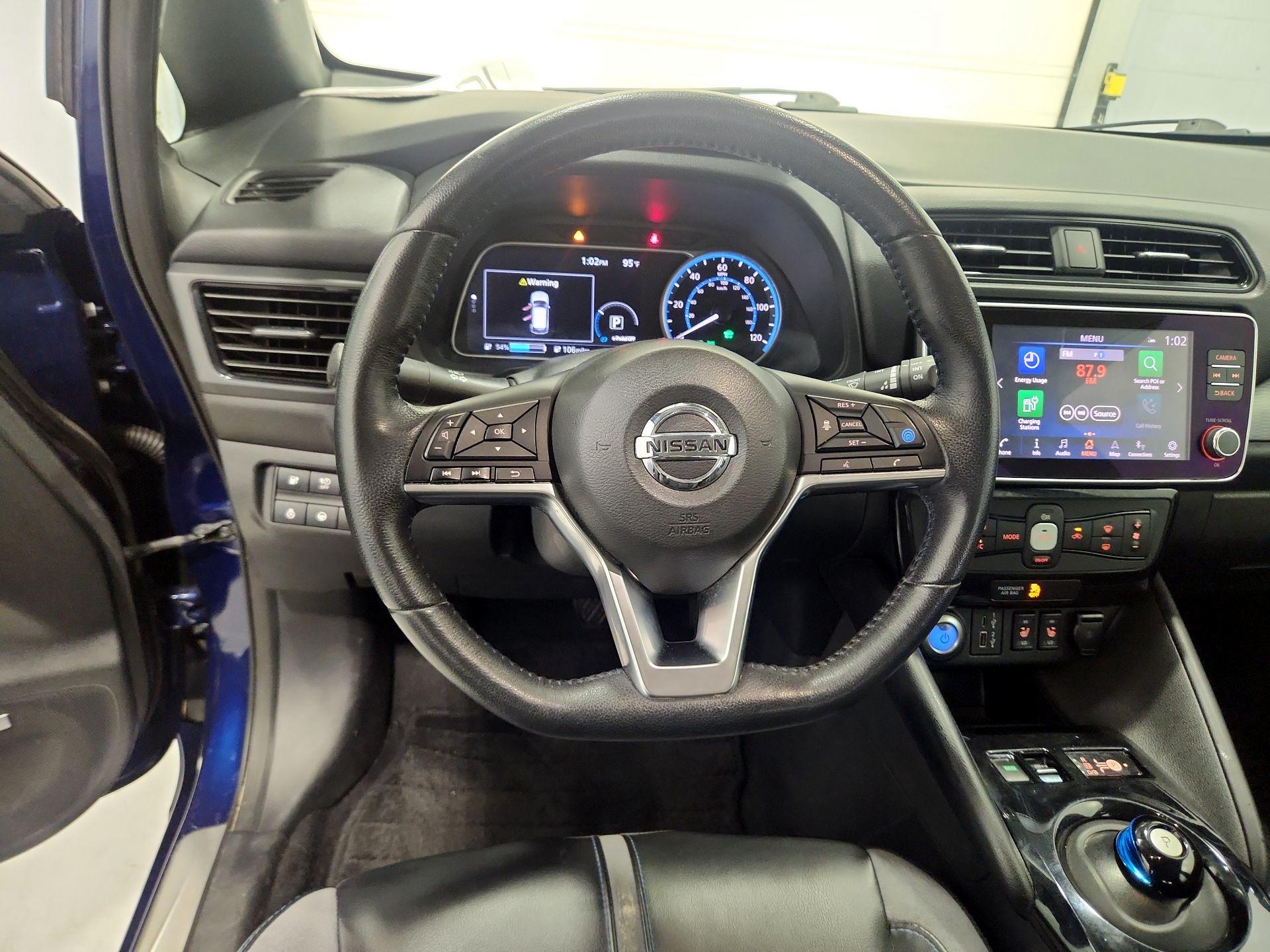Thumbnail: 2022 Nissan Leaf - 10