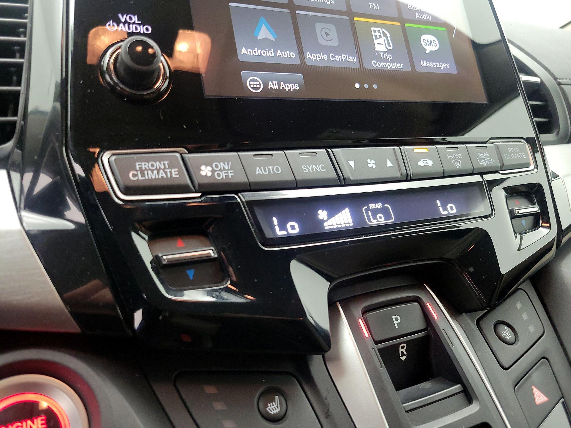 Thumbnail: 2021 Honda Odyssey - 16
