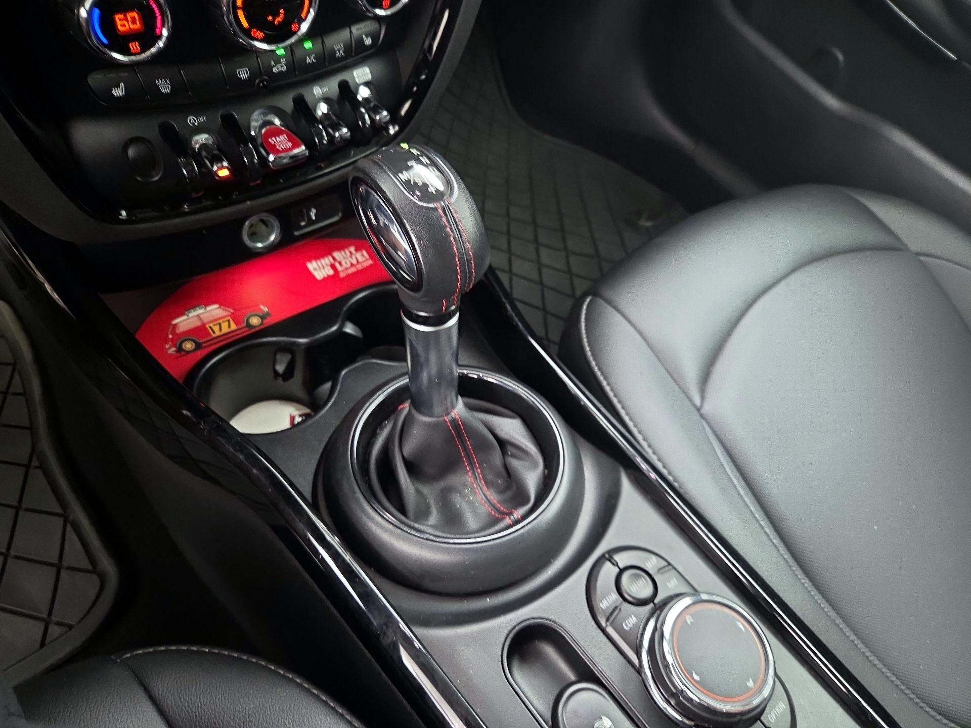 Thumbnail: 2019 MINI Cooper Clubman - 18