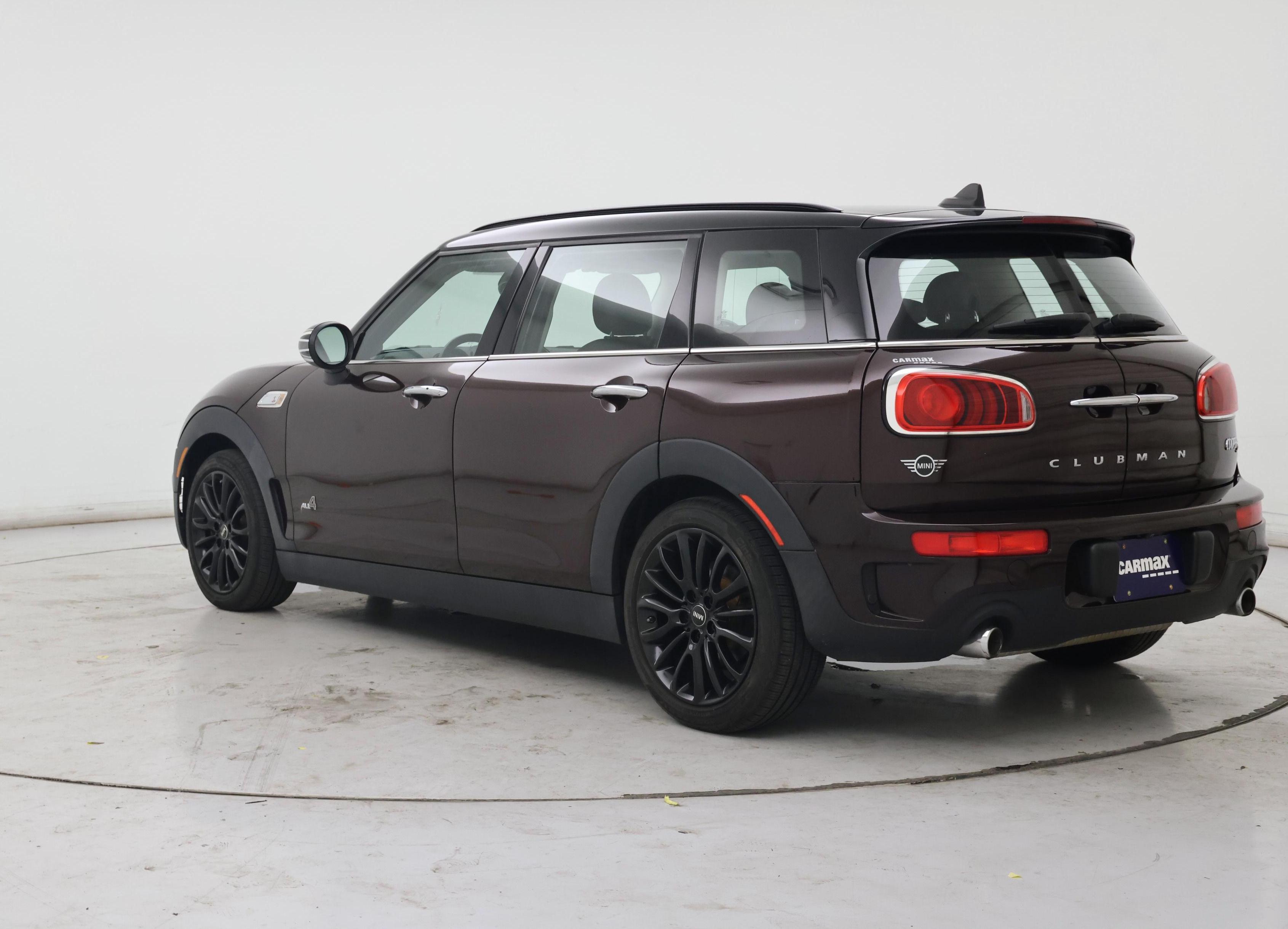 Thumbnail: 2019 MINI Cooper Clubman - 2