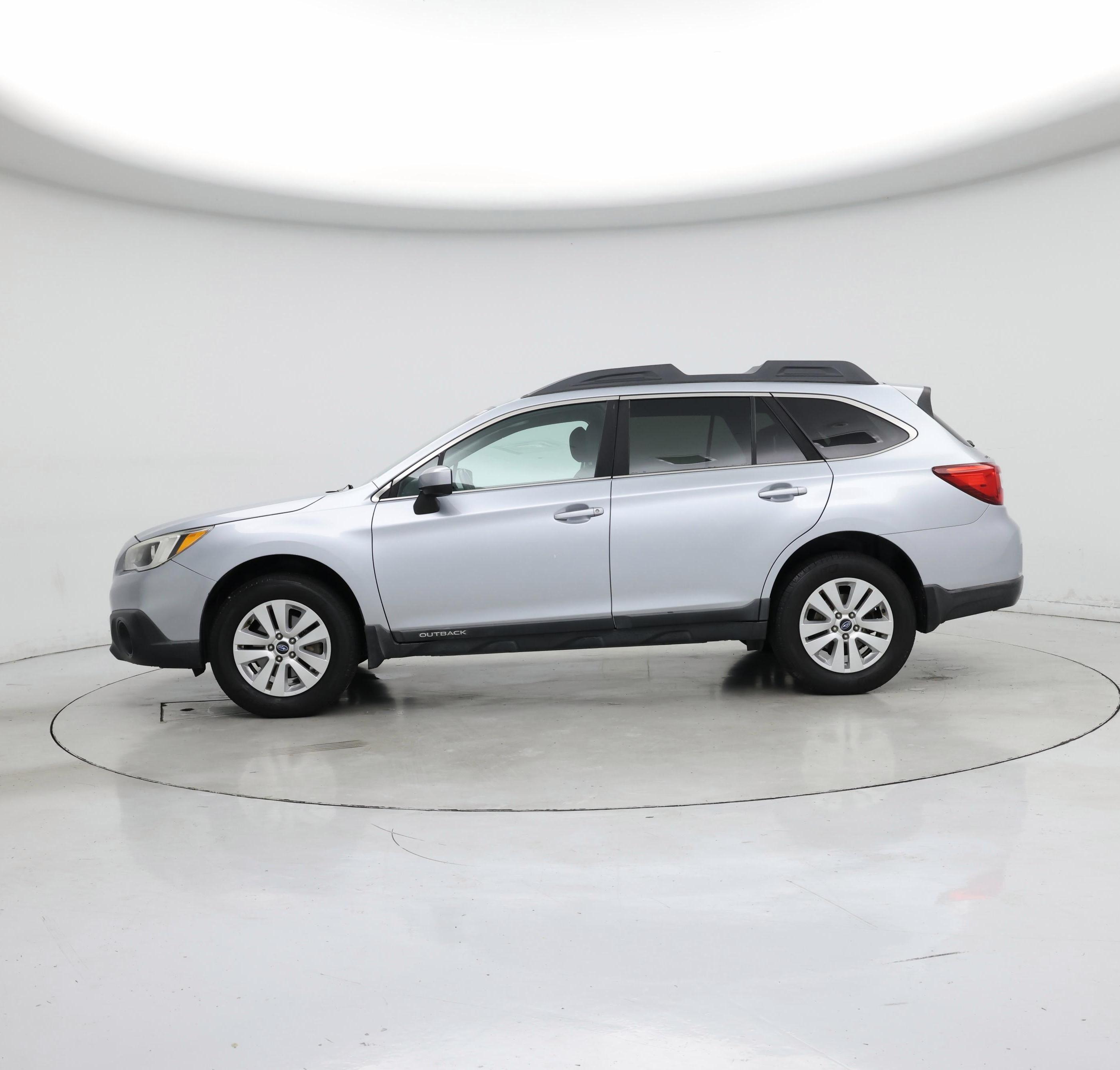 Thumbnail: 2017 Subaru Outback - 3
