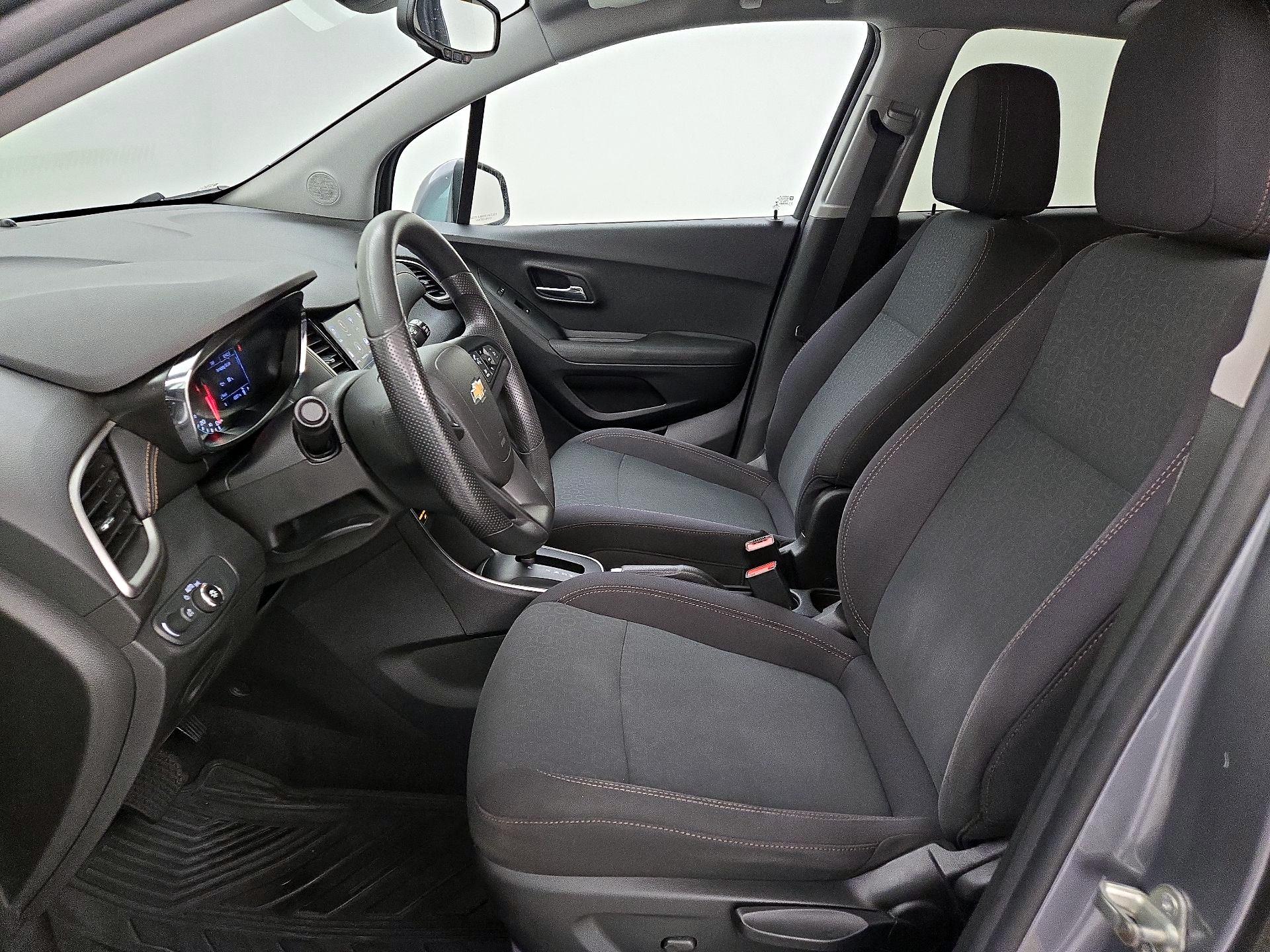 Thumbnail: 2020 Chevrolet Trax - 11