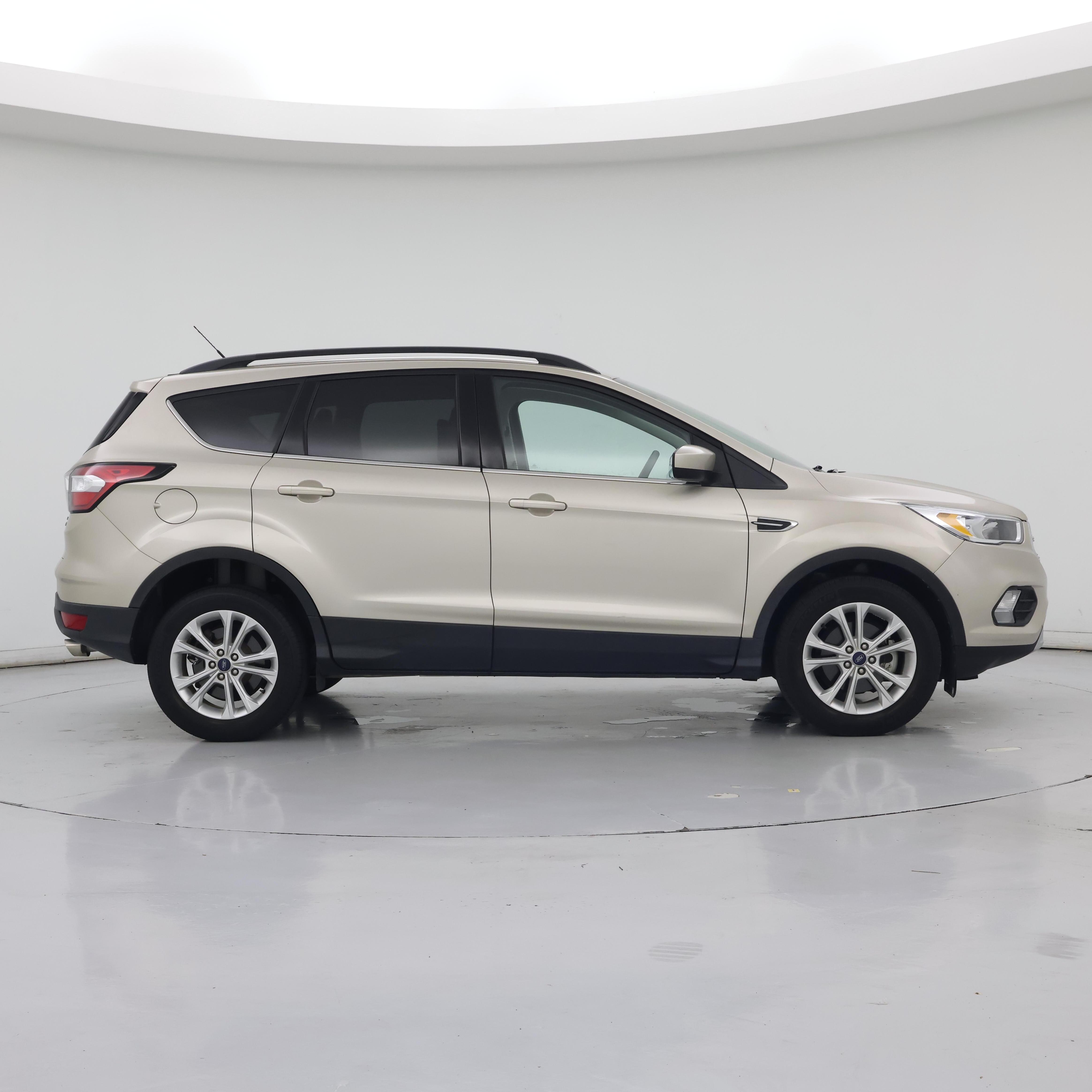 Thumbnail: 2018 Ford Escape - 7