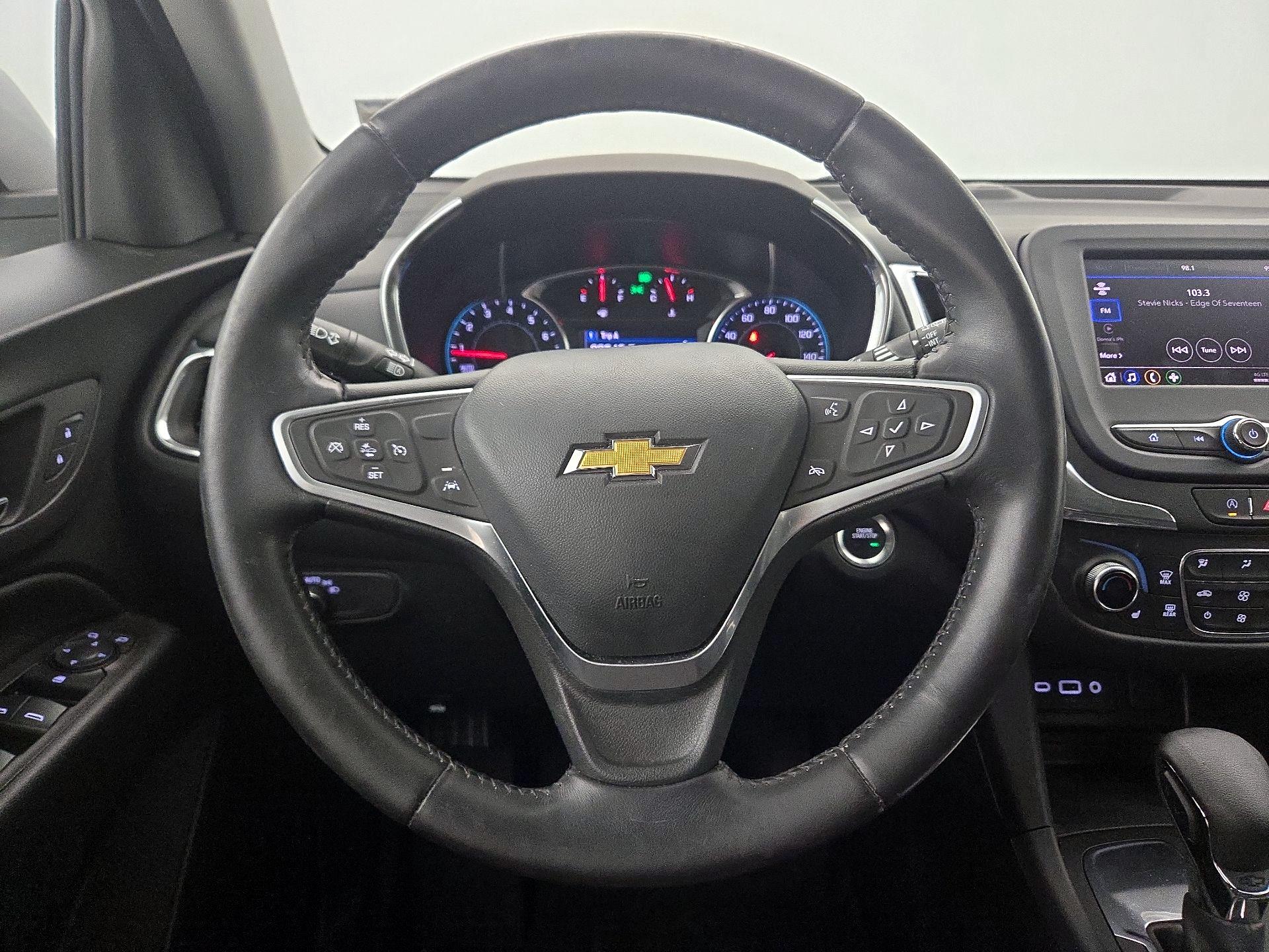 Thumbnail: 2022 Chevrolet Equinox - 10