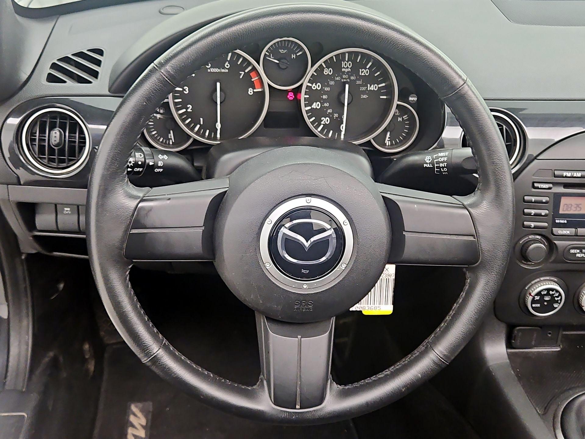Thumbnail: 2015 Mazda MX-5 Miata - 10