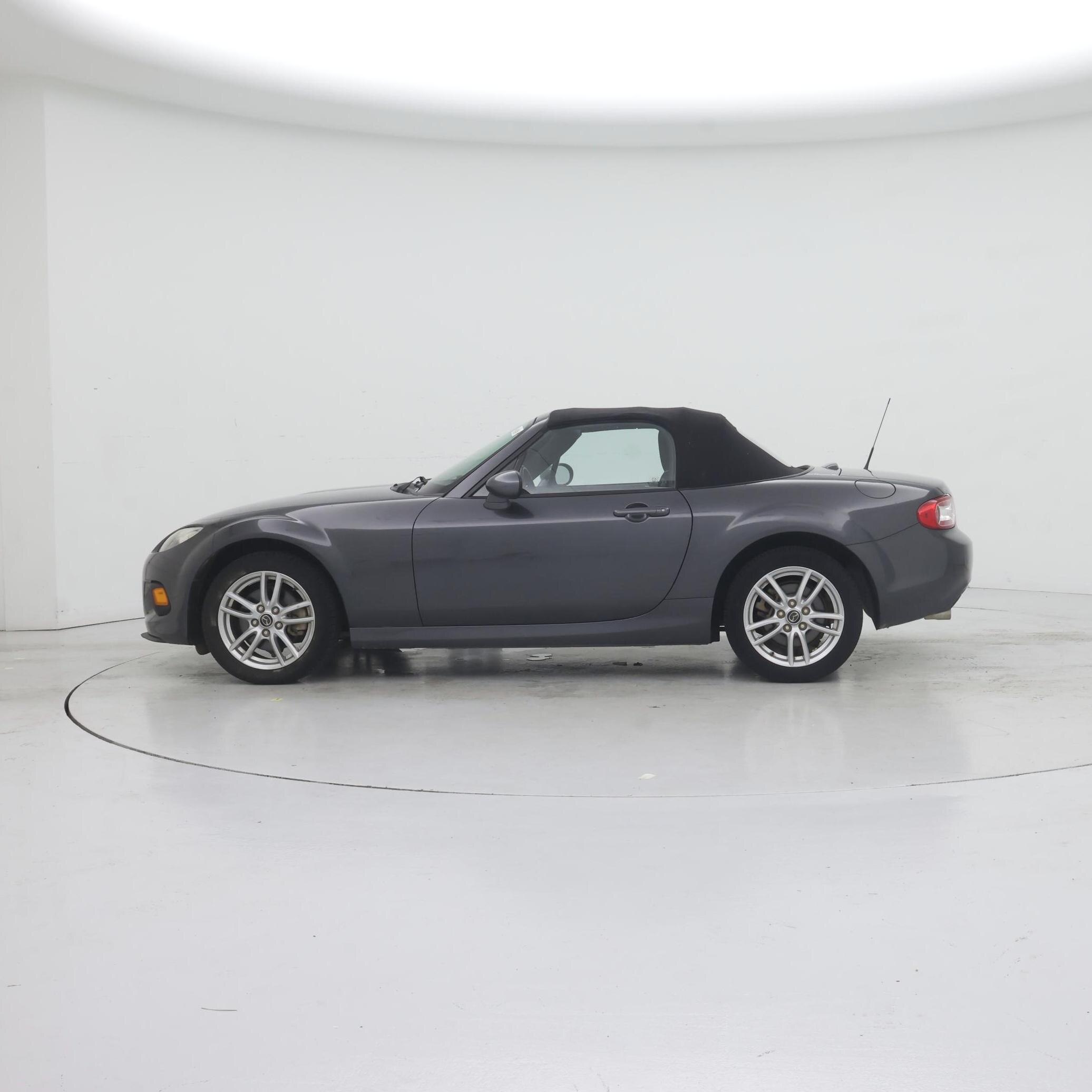 Thumbnail: 2015 Mazda MX-5 Miata - 5