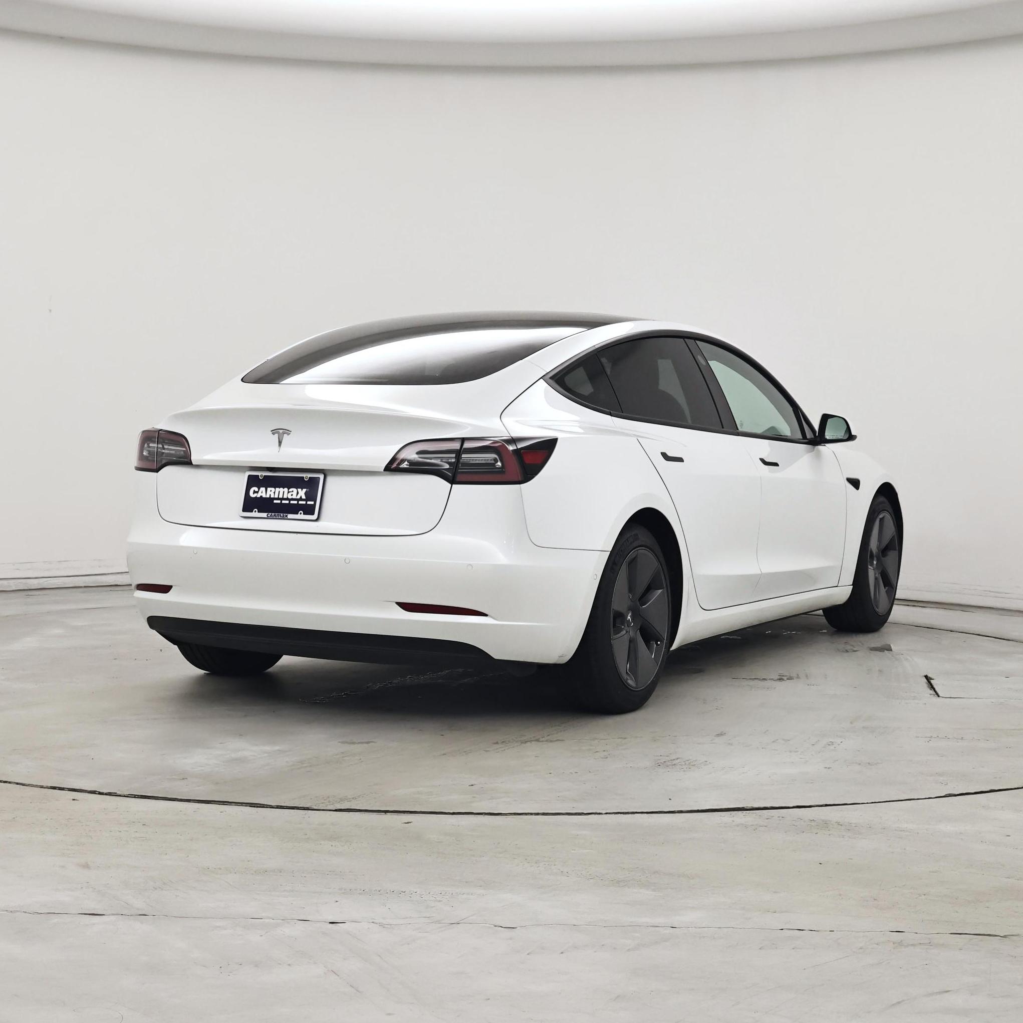 Thumbnail: 2021 Tesla Model 3 - 8