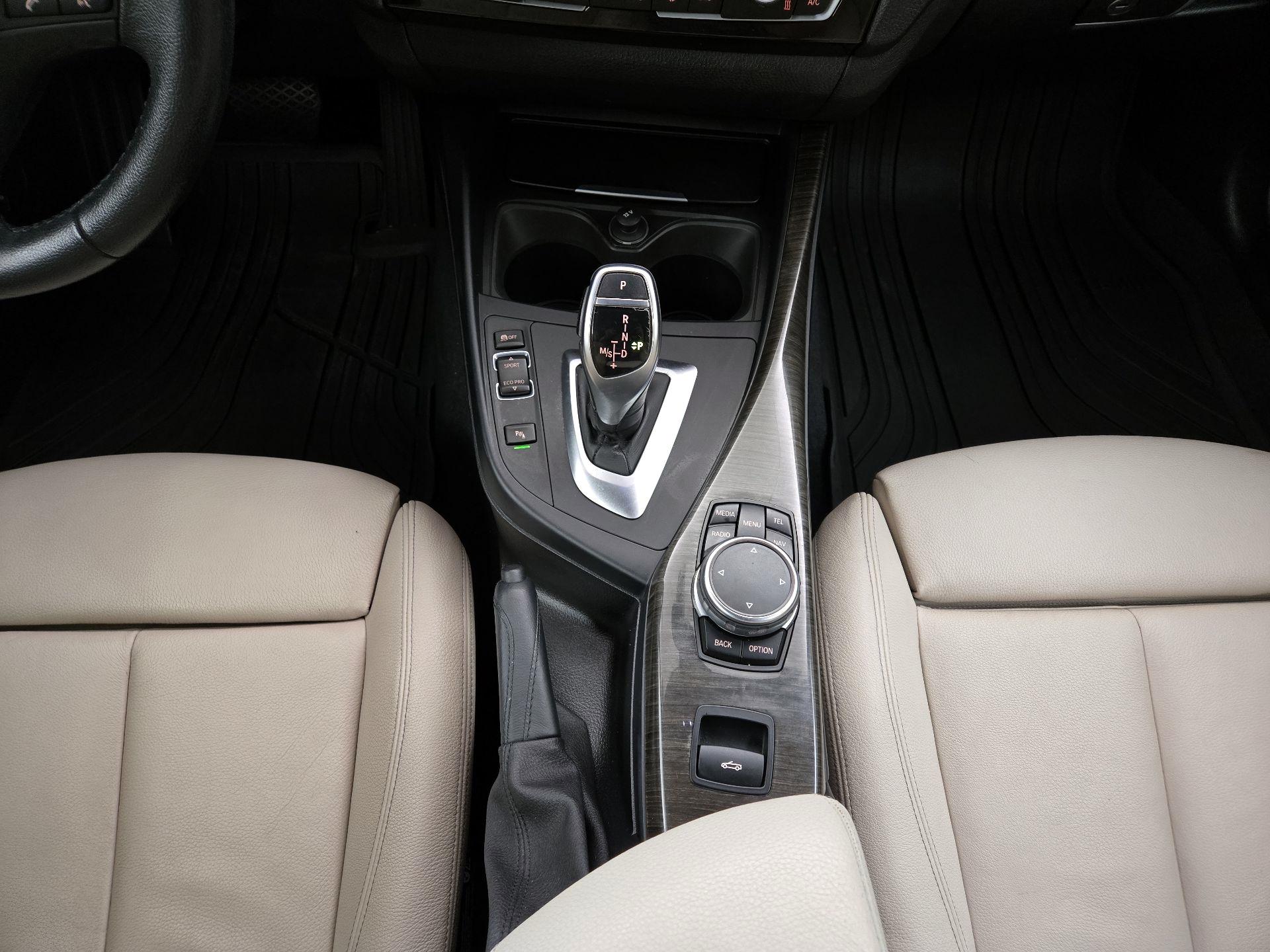 Thumbnail: 2016 BMW 2 Series - 18
