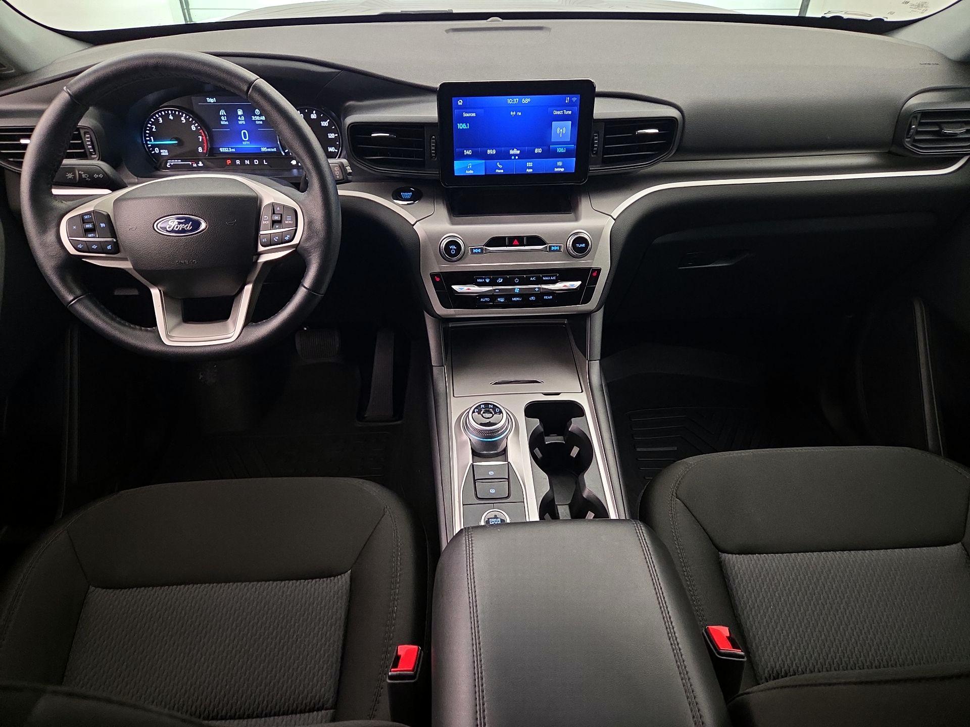 Thumbnail: 2022 Ford Explorer - 9