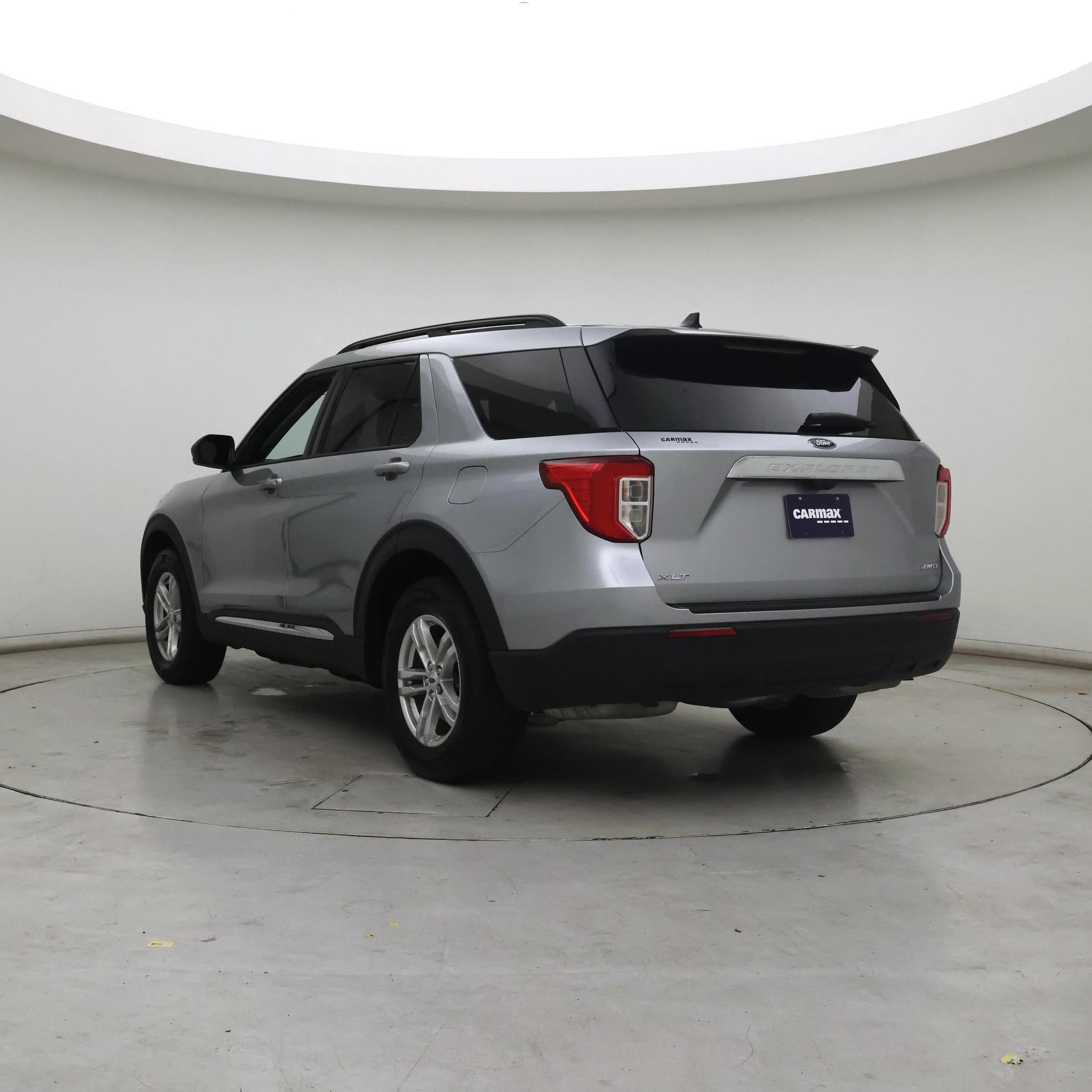 Thumbnail: 2022 Ford Explorer - 2