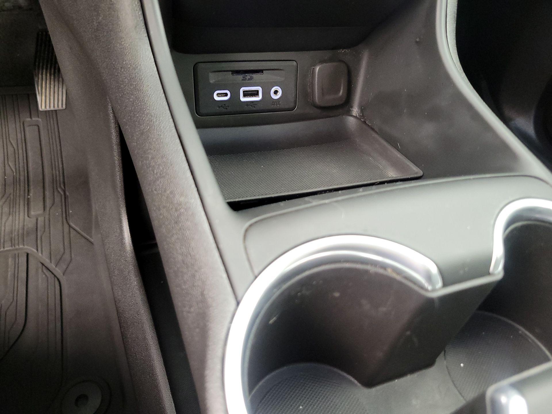 Thumbnail: 2022 GMC Terrain - 18