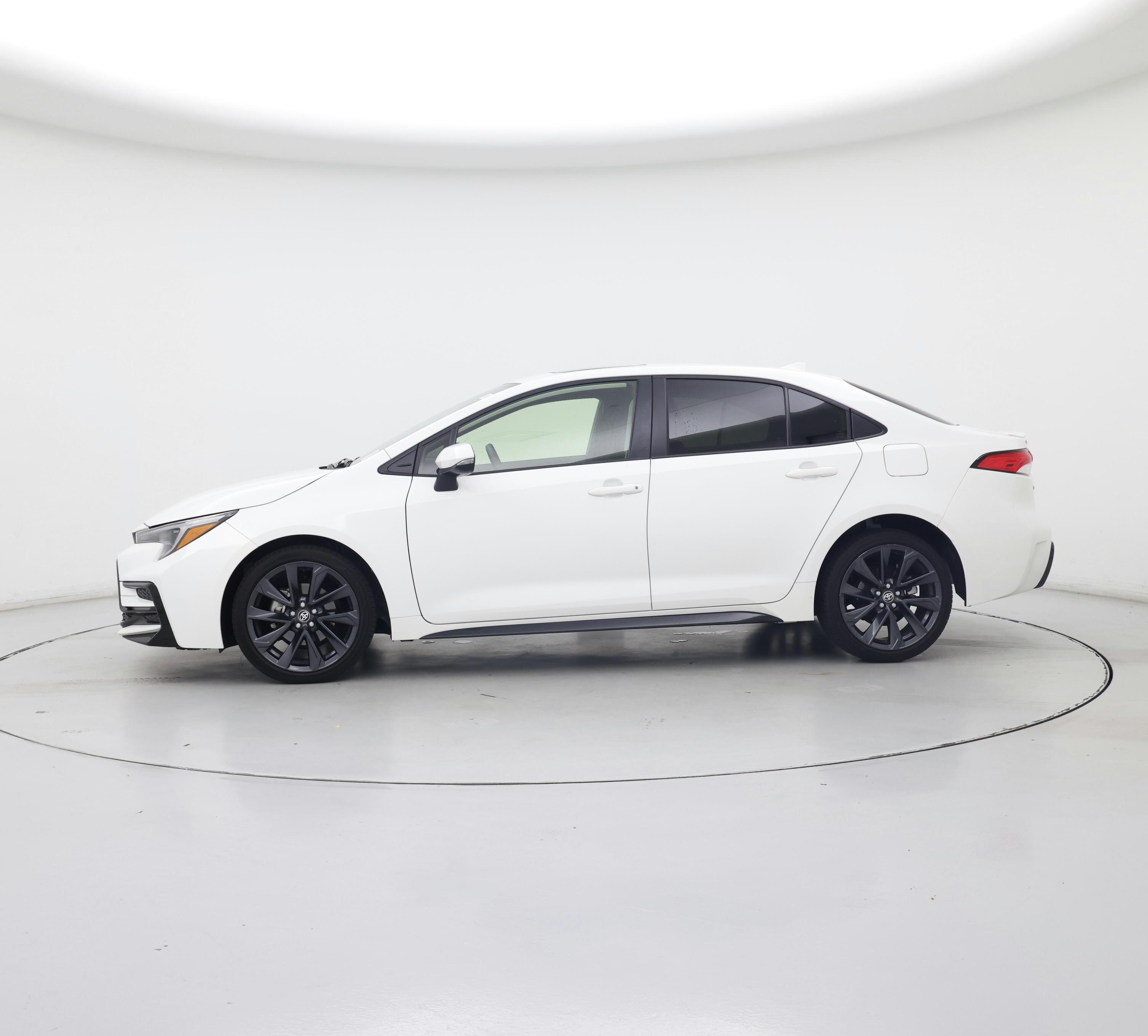 Thumbnail: 2023 Toyota Corolla - 3