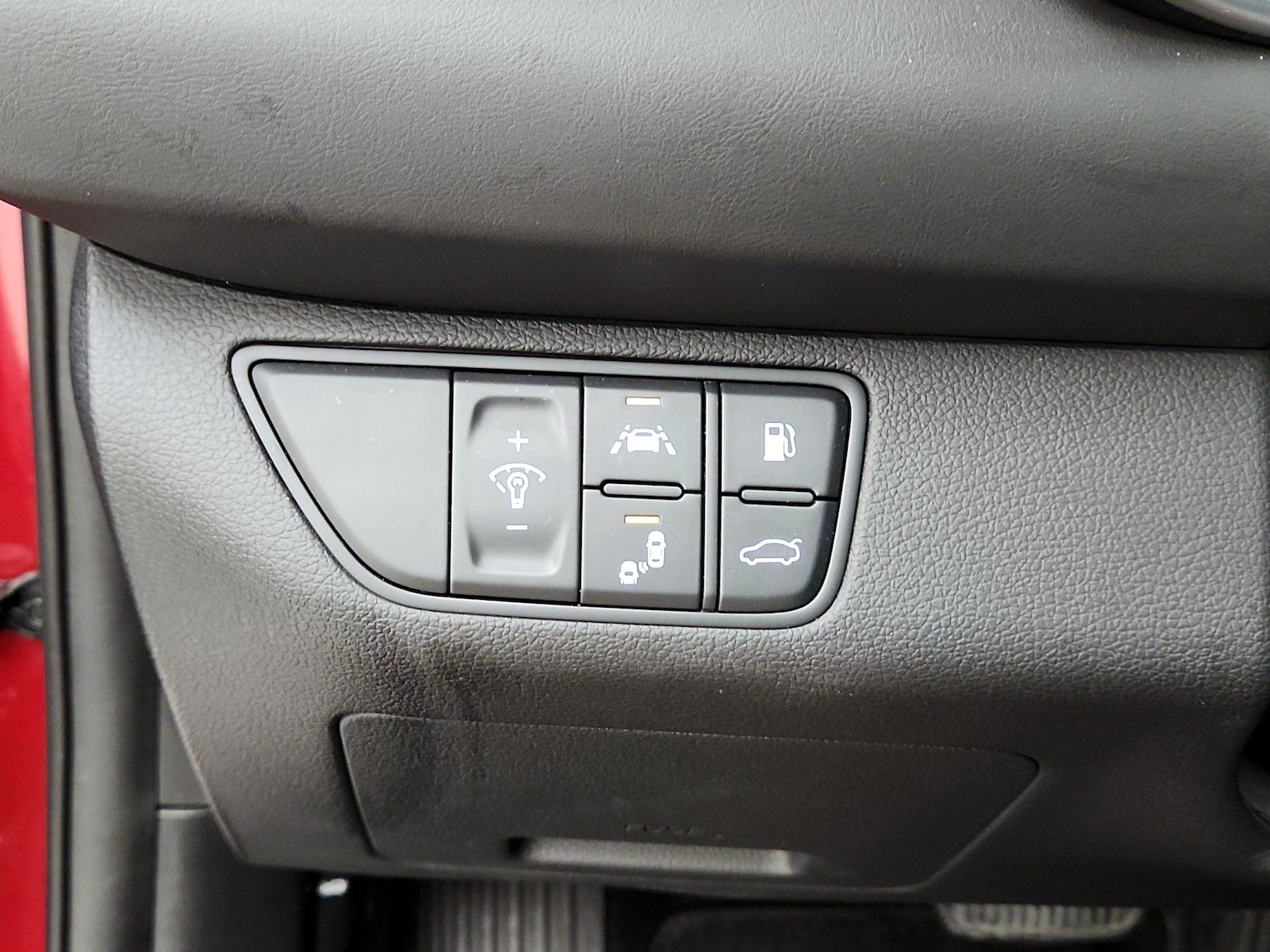 2020 GENESIS G70 Standard - Photo 14