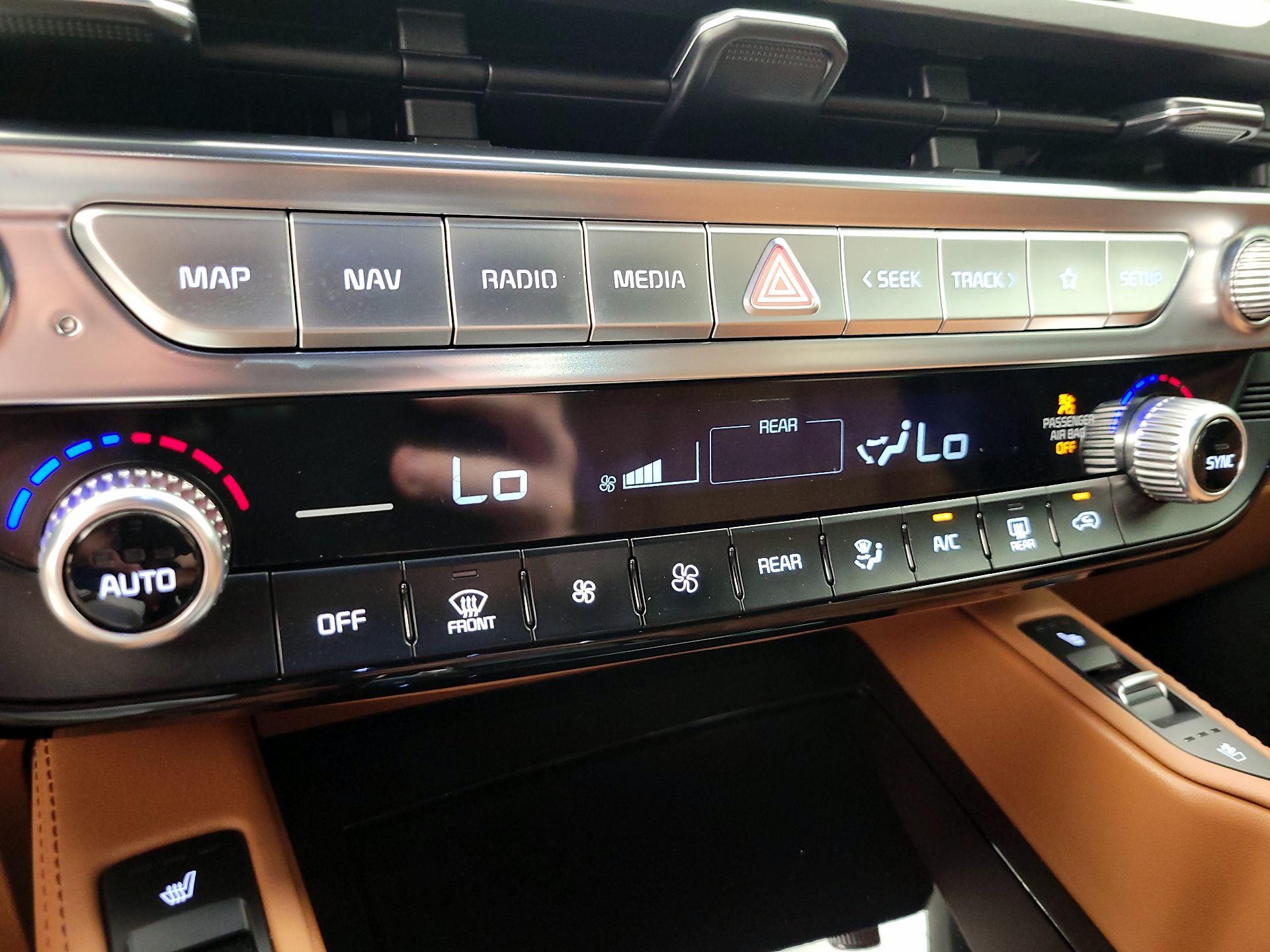 Thumbnail: 2024 Kia Telluride - 17