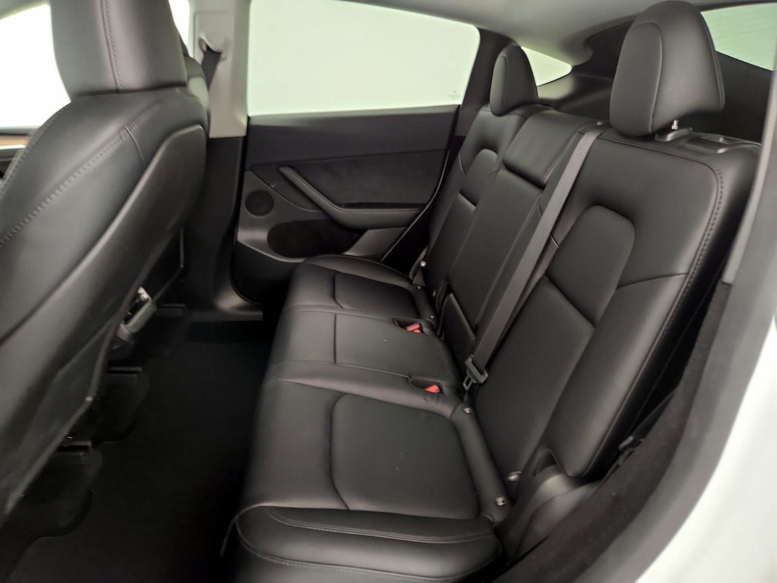 2024 Tesla Model Y Long Range - Photo 19