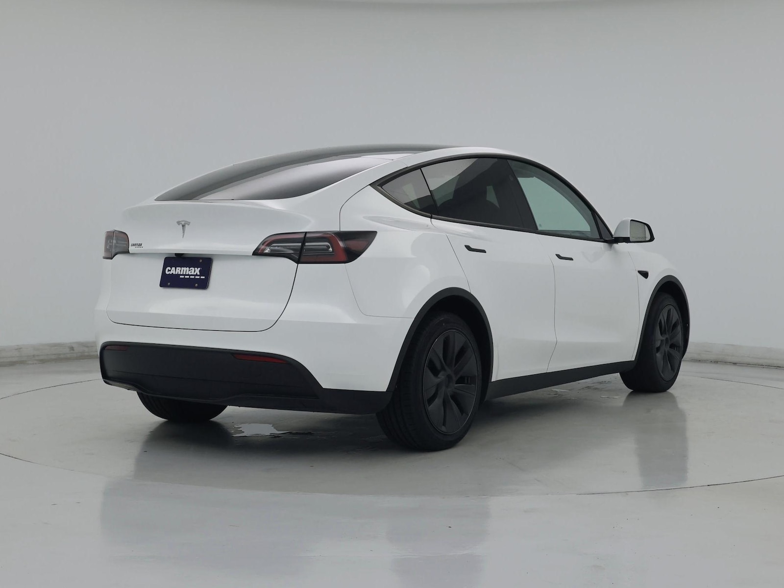 2024 Tesla Model Y Long Range - Photo 9