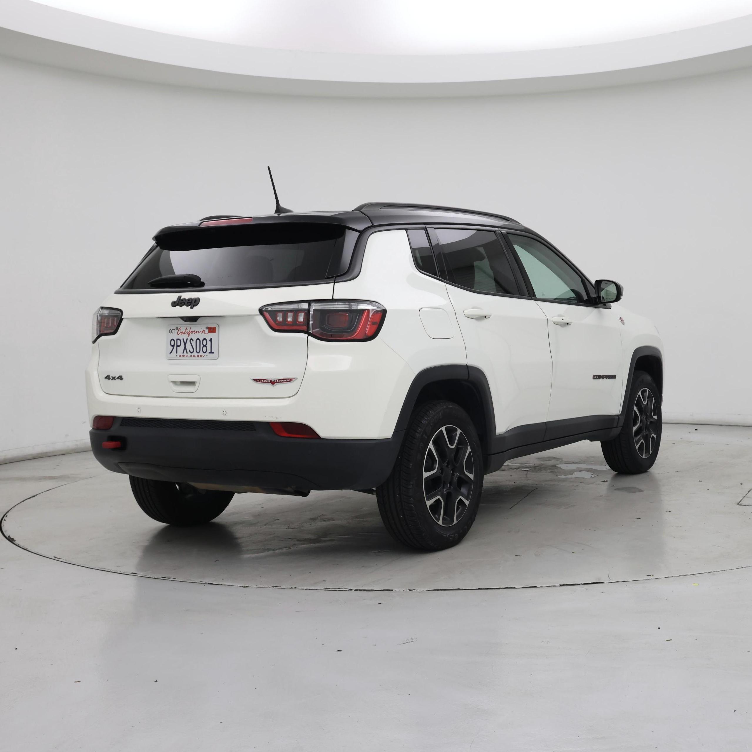 Thumbnail: 2021 Jeep Compass - 8