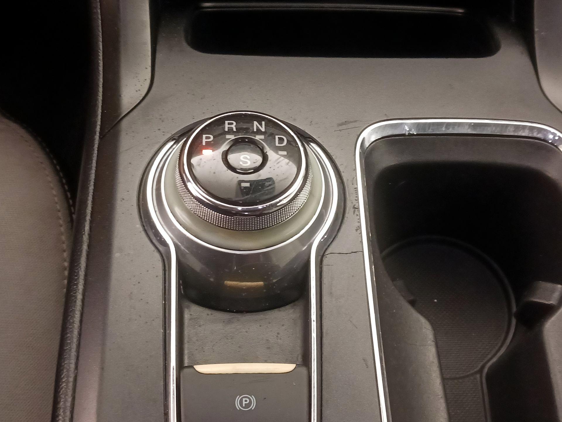 Thumbnail: 2019 Ford Fusion - 18