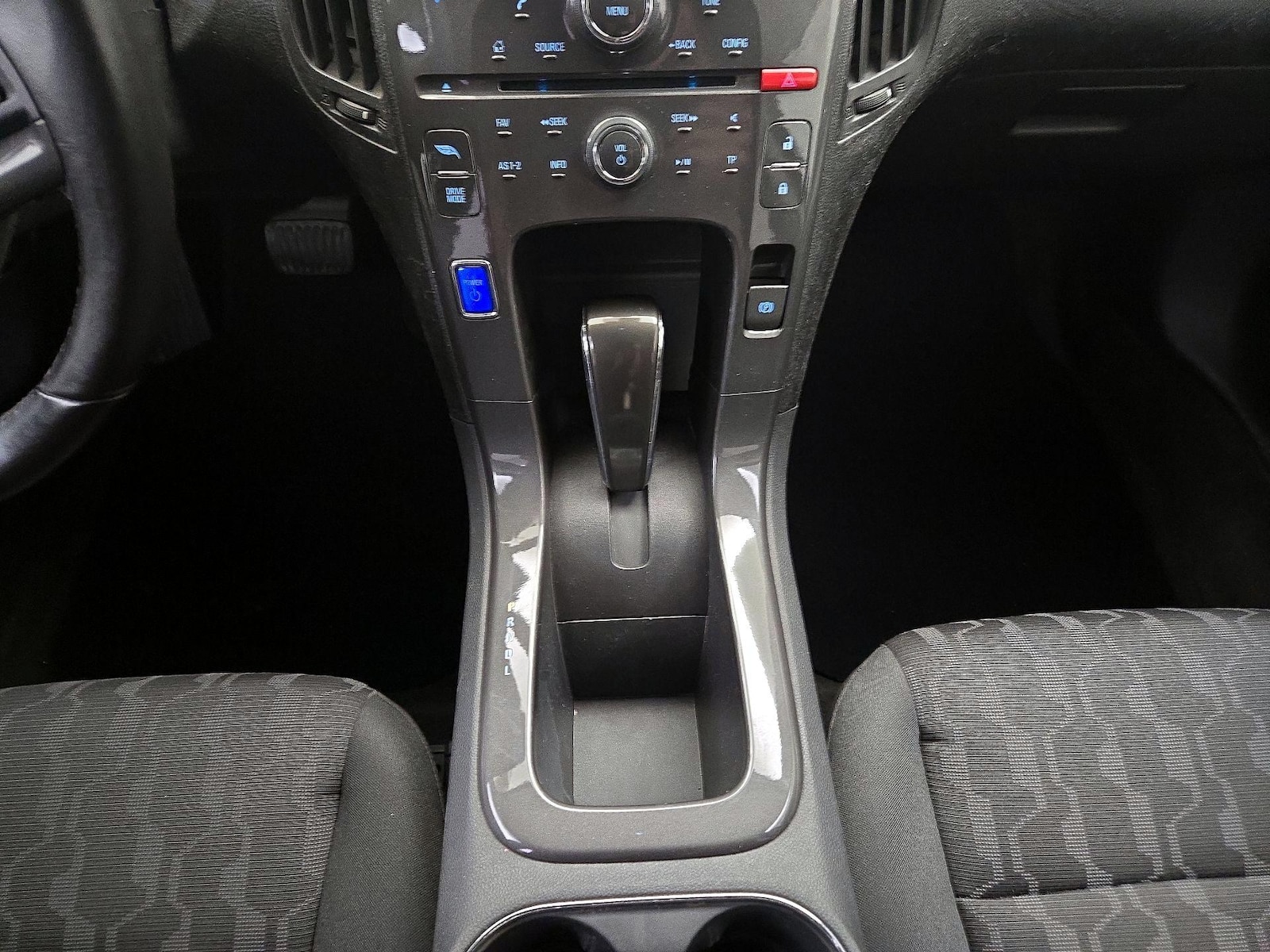 2015 Chevrolet Volt Base - Photo 17