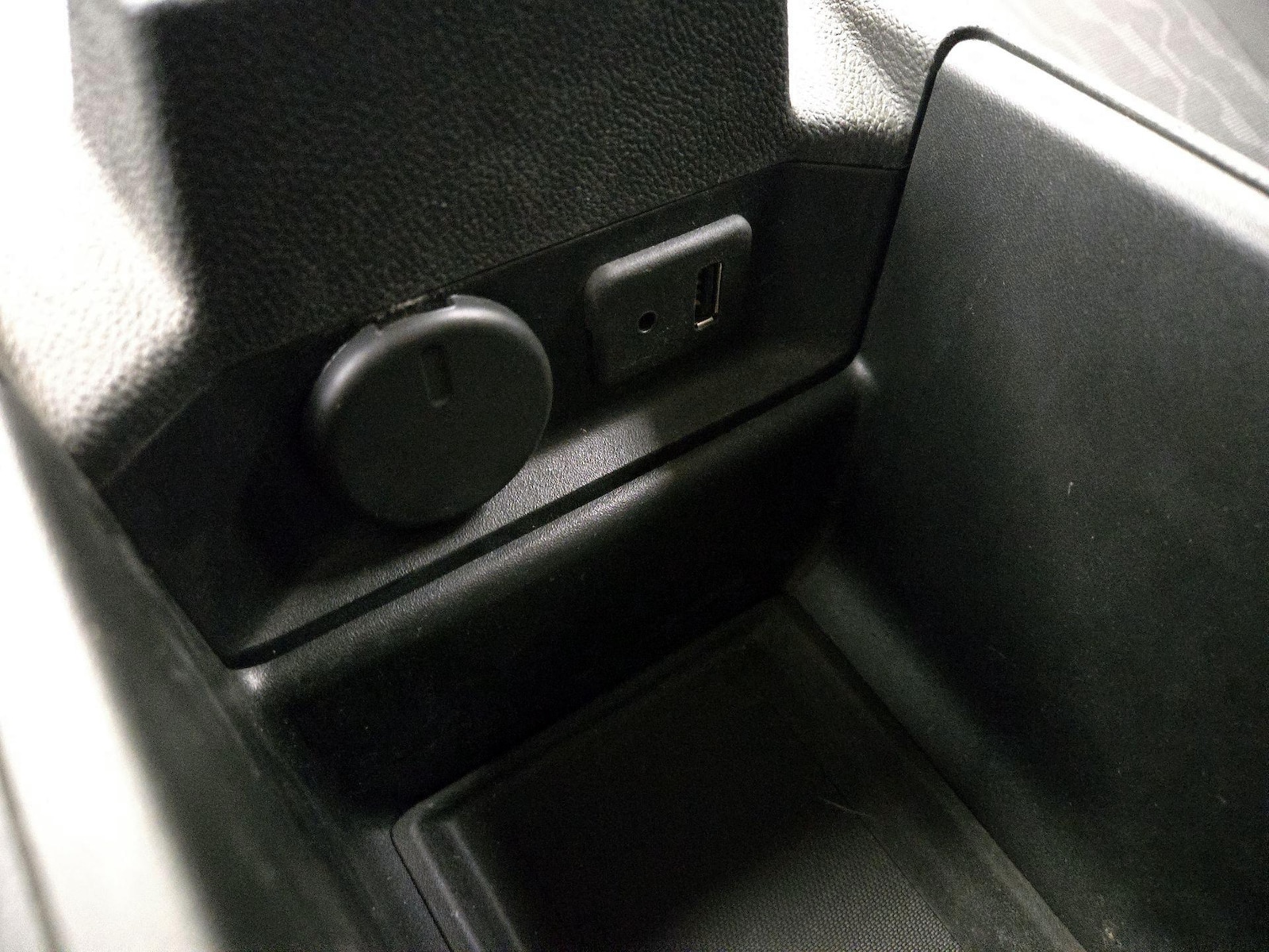 2015 Chevrolet Volt Base - Photo 18