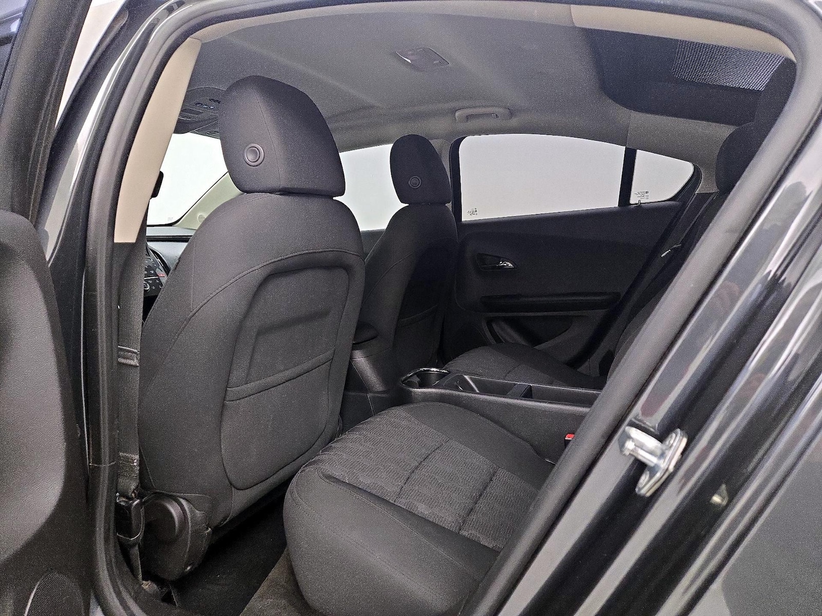 2015 Chevrolet Volt Base - Photo 19