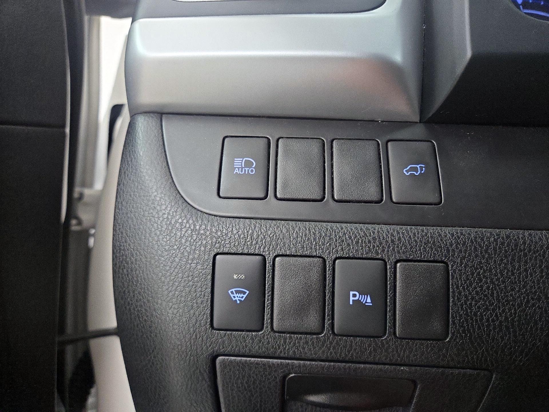 Thumbnail: 2019 Toyota Highlander - 13