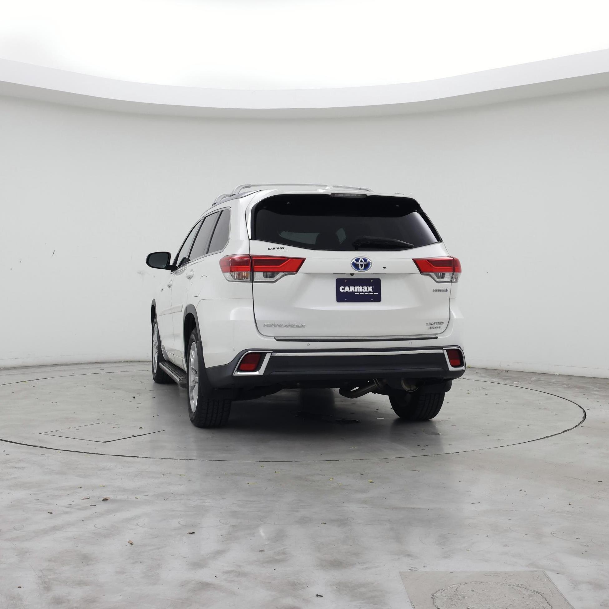 Thumbnail: 2019 Toyota Highlander - 6