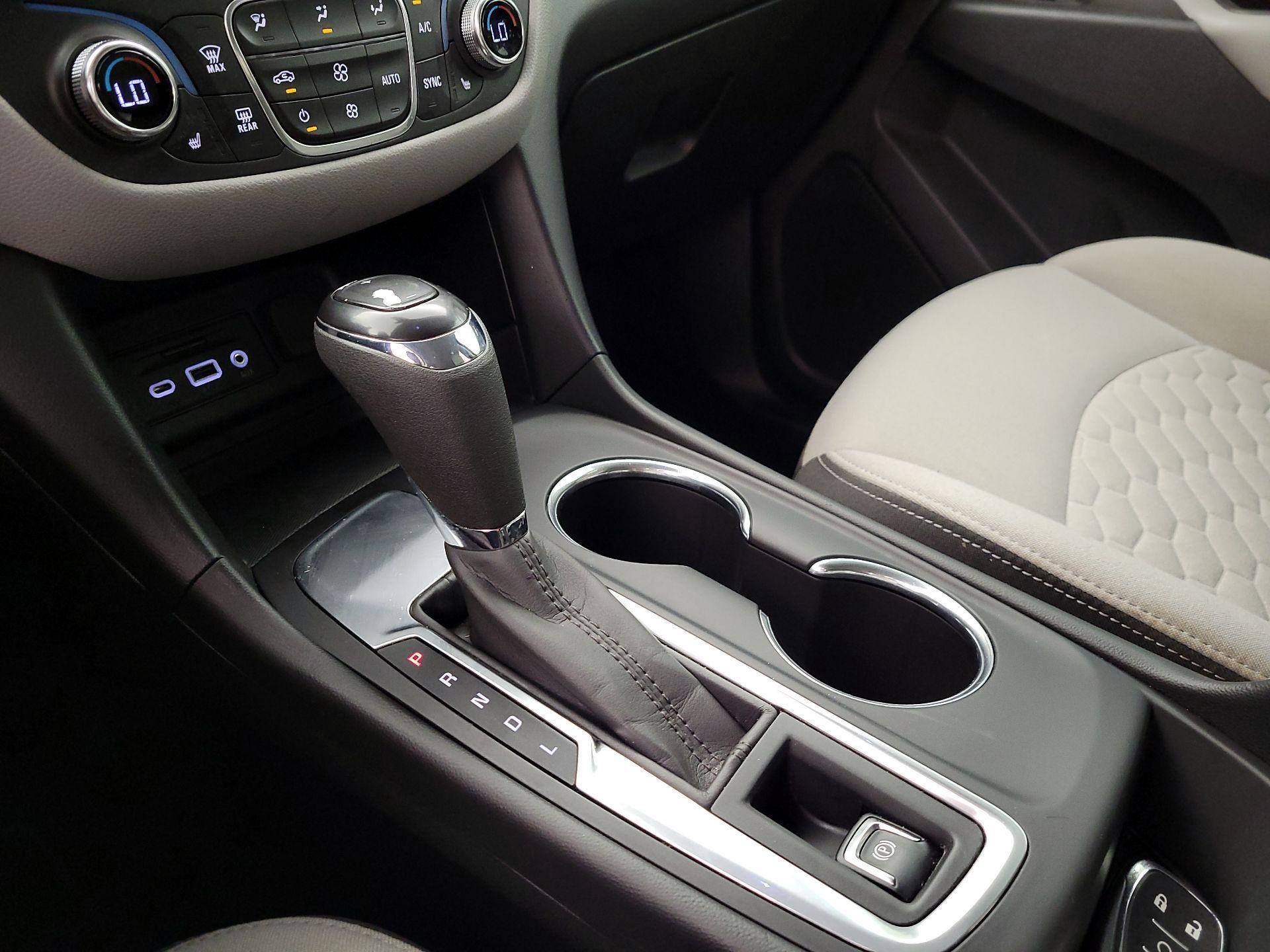 Thumbnail: 2020 Chevrolet Equinox - 17