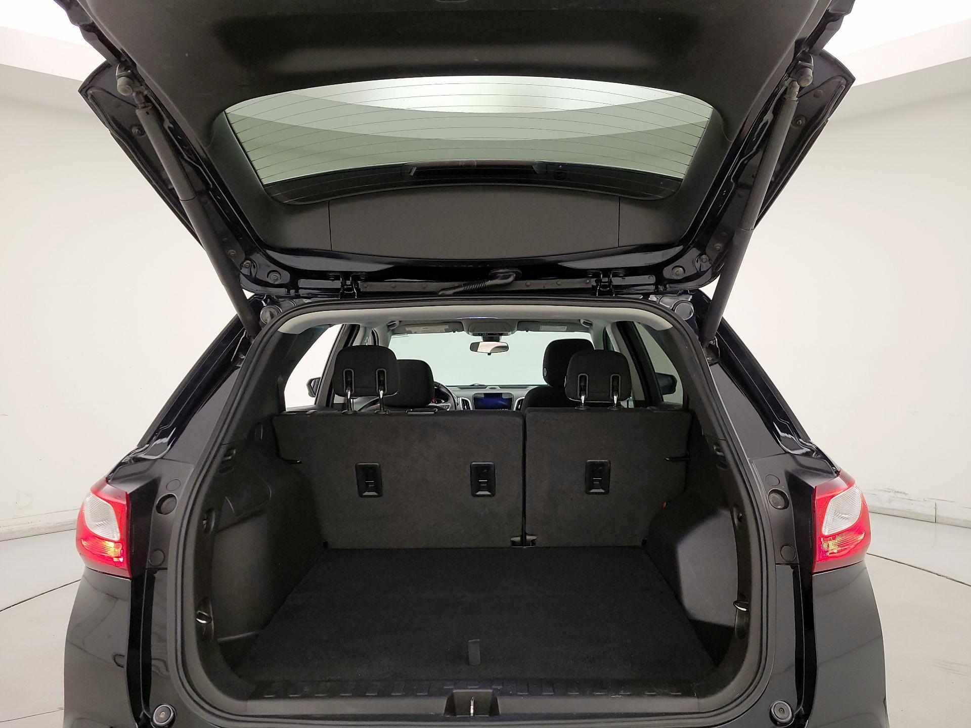 Thumbnail: 2020 Chevrolet Equinox - 20