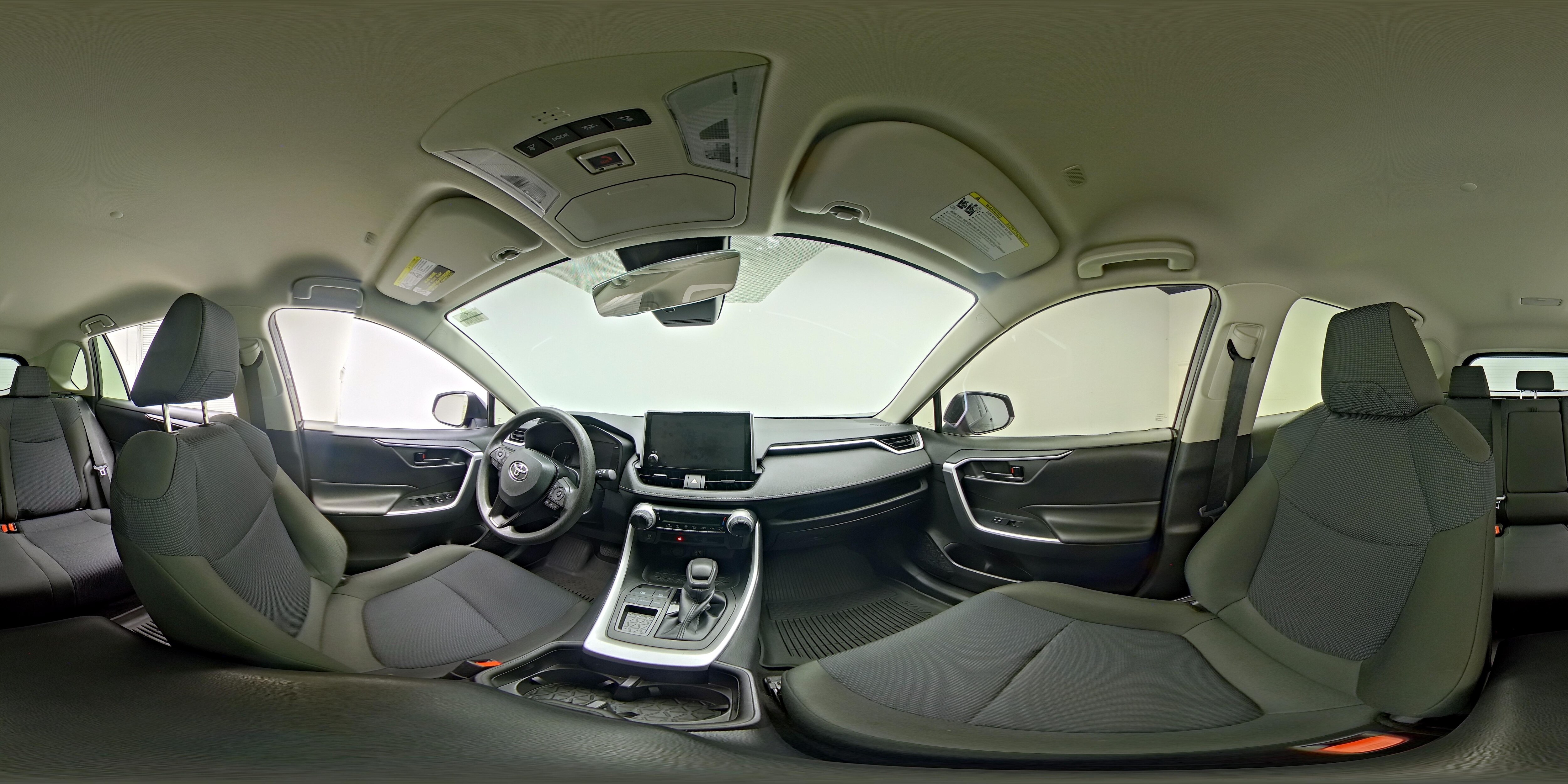 2023 Toyota RAV4 LE - Photo 24