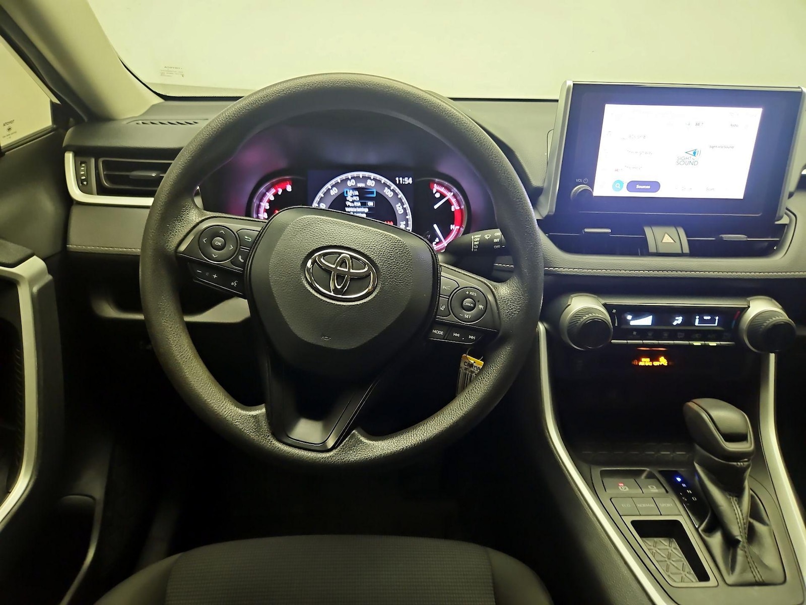 2023 Toyota RAV4 LE - Photo 11