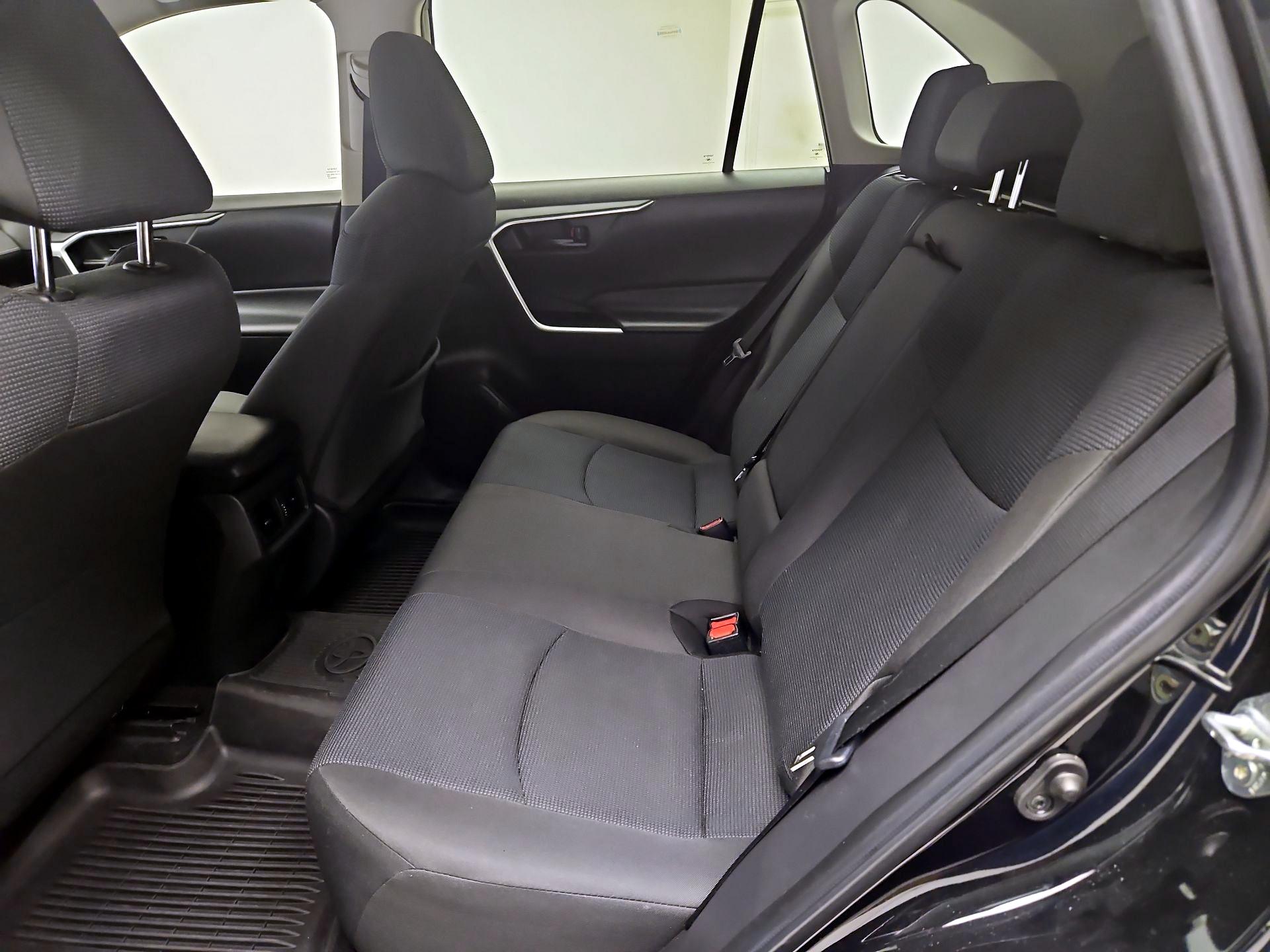 Thumbnail: 2023 Toyota RAV4 - 19