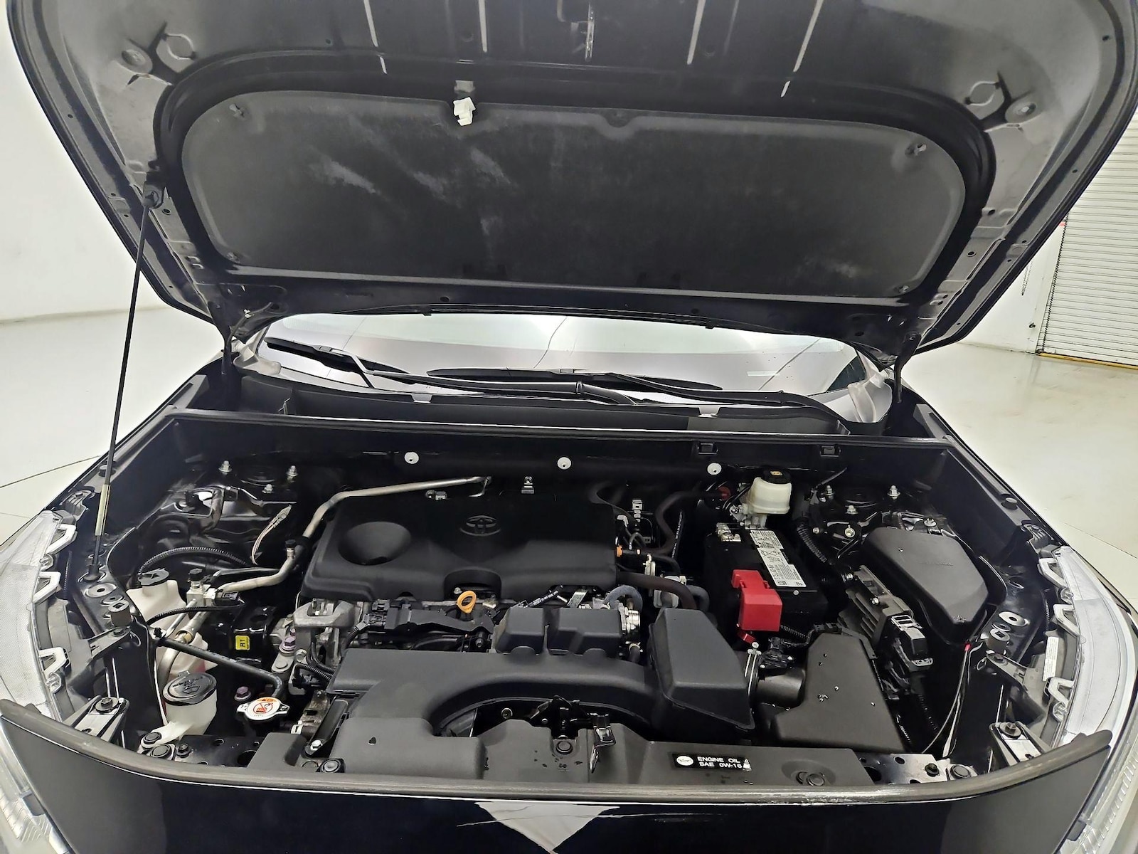 2023 Toyota RAV4 LE - Photo 22