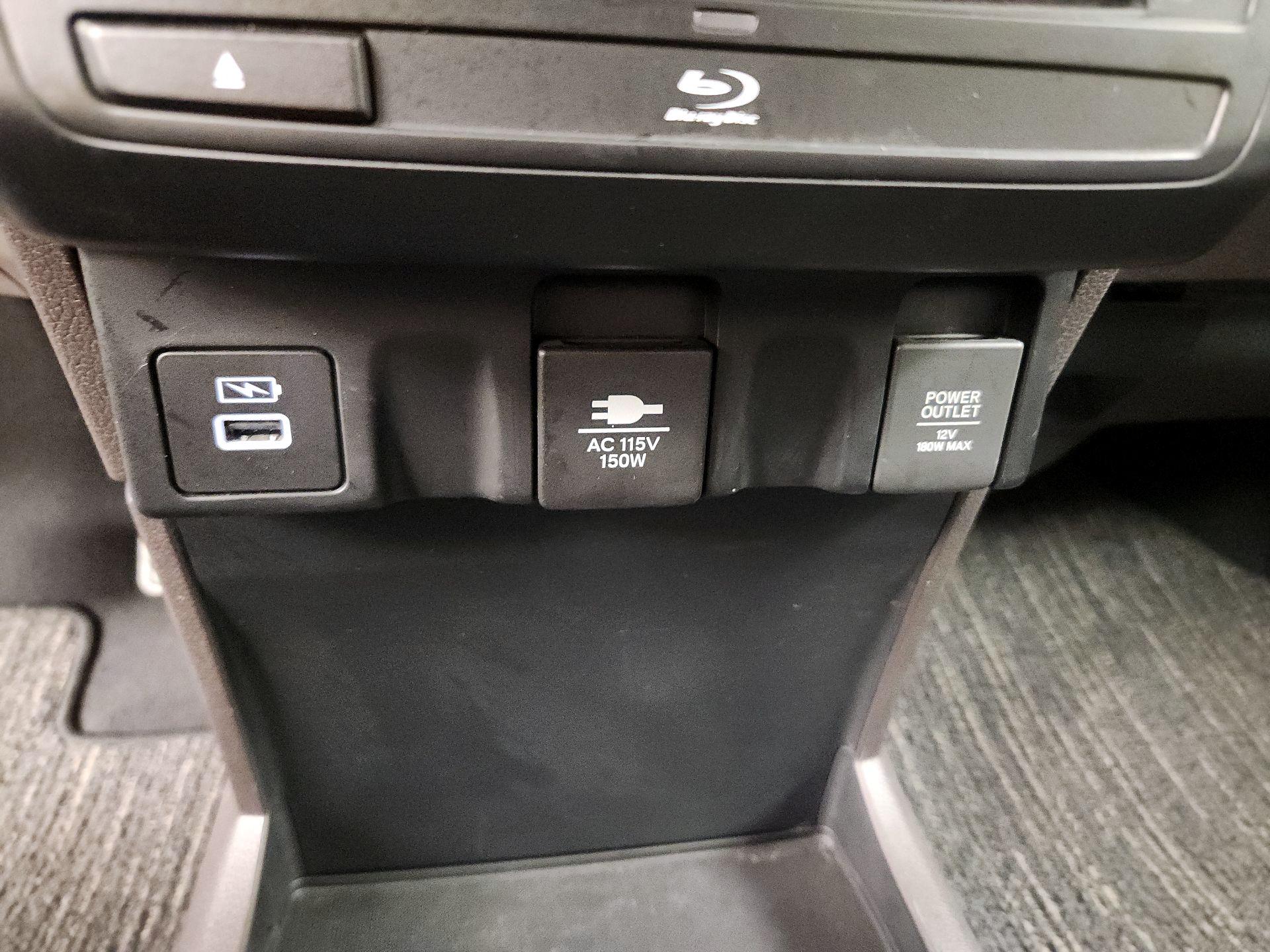 Thumbnail: 2021 Honda Odyssey - 18