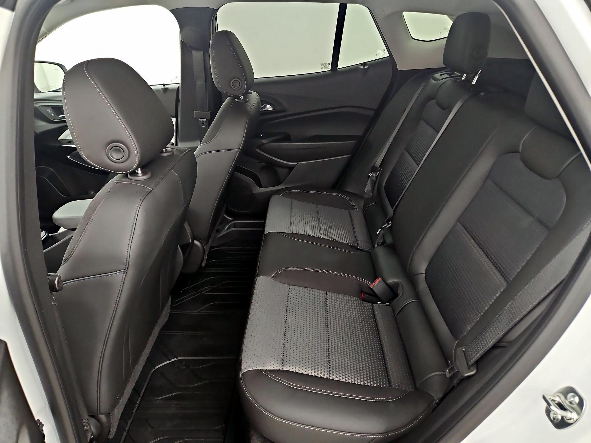 Thumbnail: 2024 Chevrolet Trax - 19