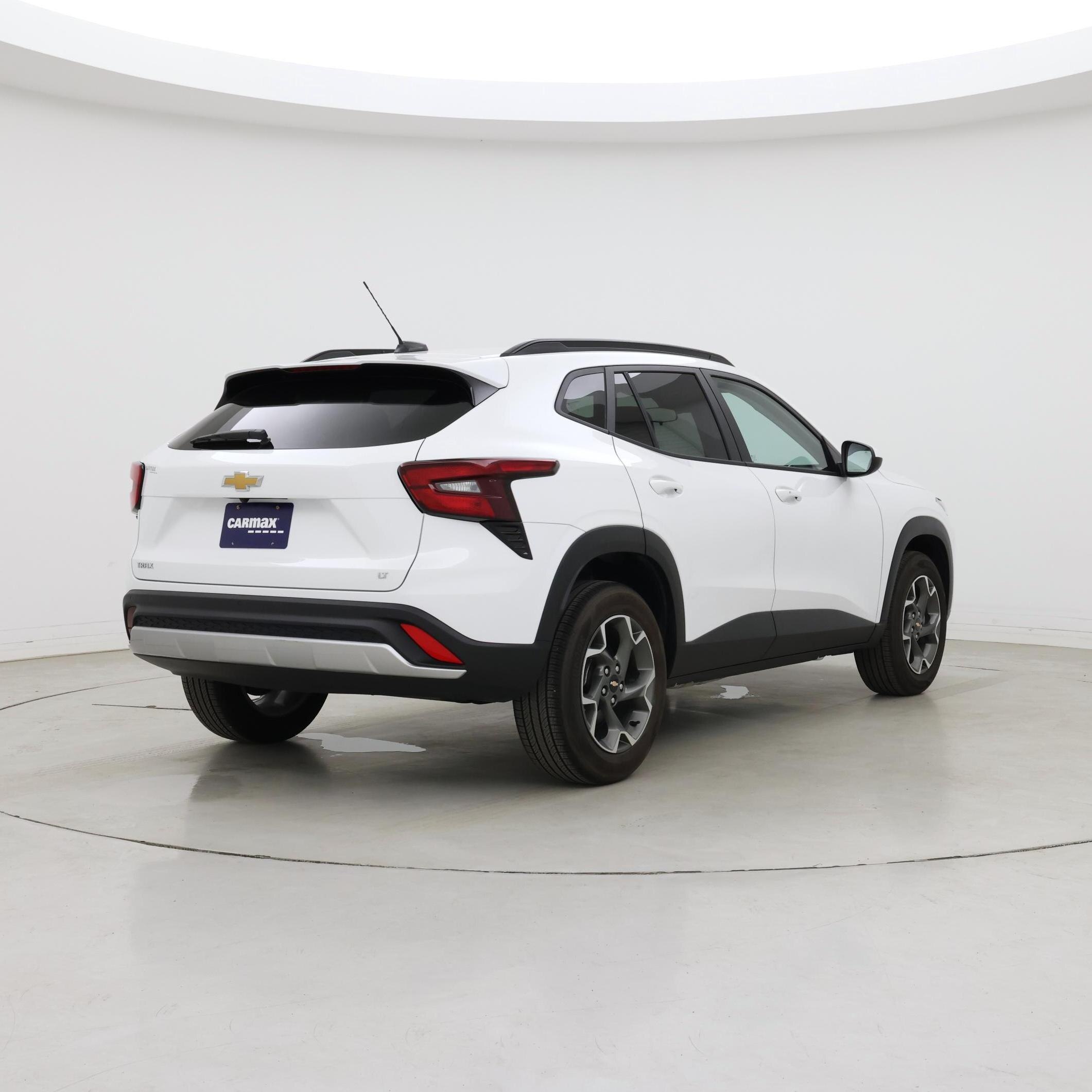 Thumbnail: 2024 Chevrolet Trax - 8